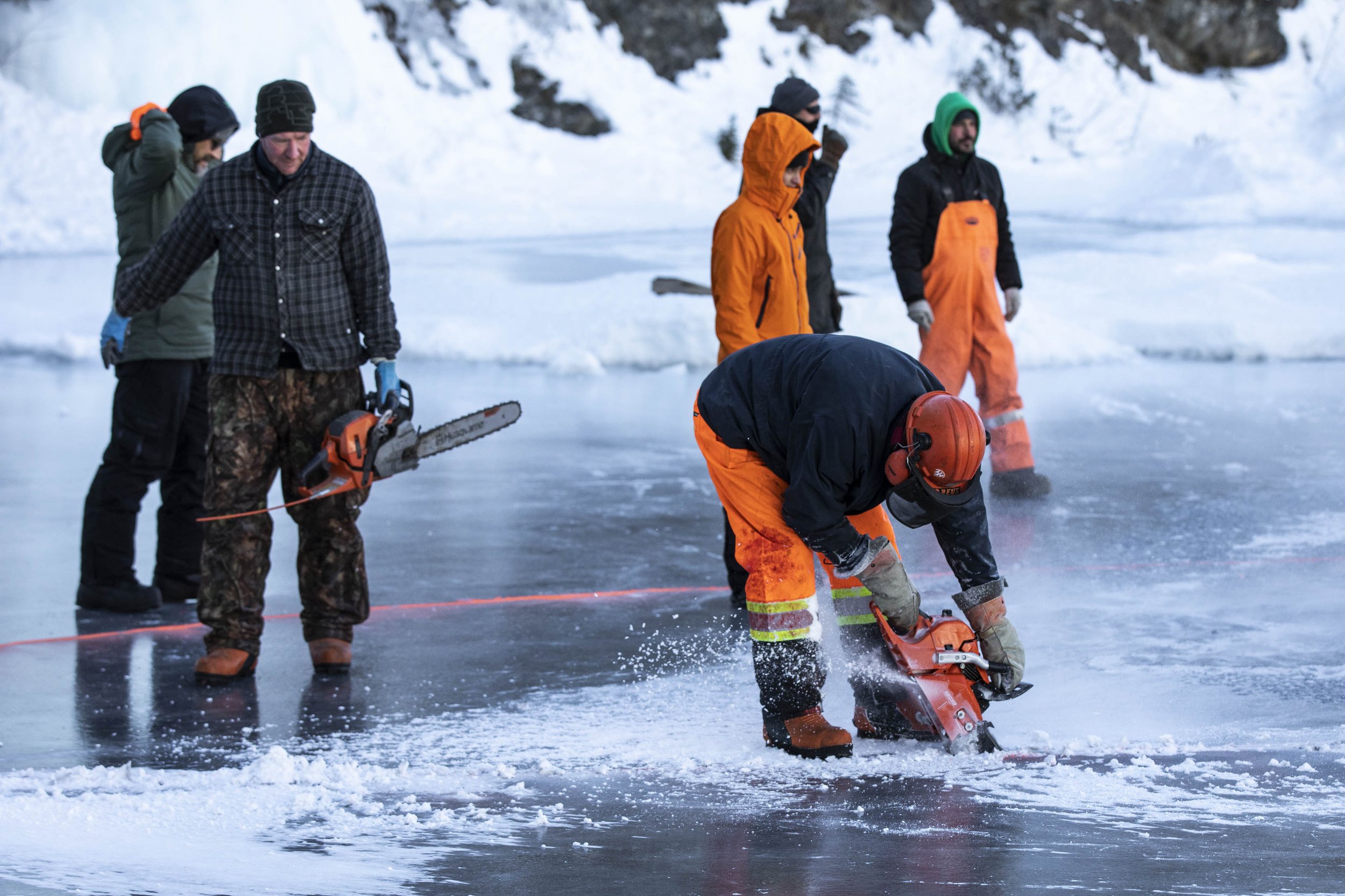 LysanneRichard_IceLakeHighDive_ByMathieuTranchida-43.jpg