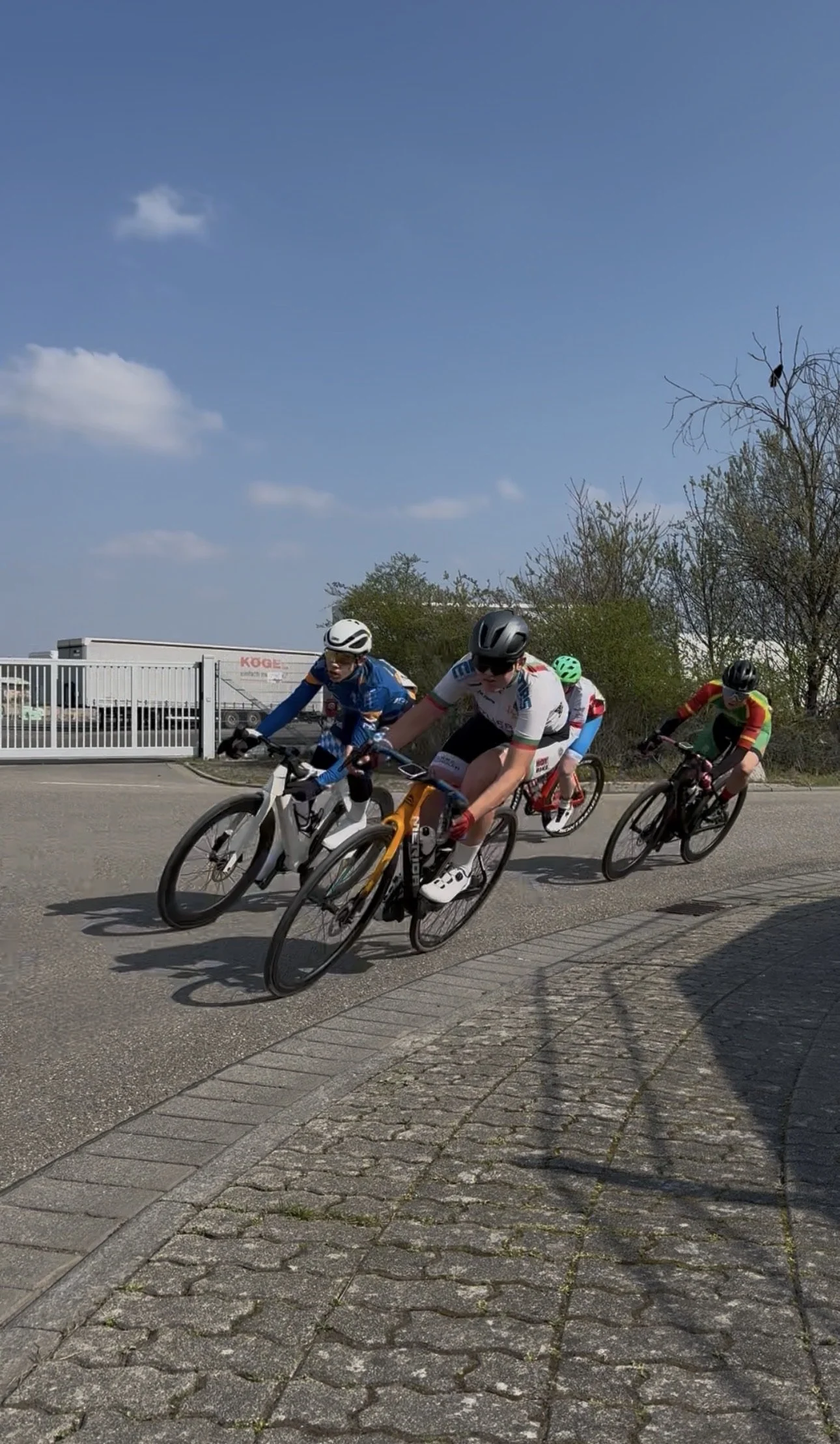 Start in die Straßensaison in Gaienhofen und Bellheim