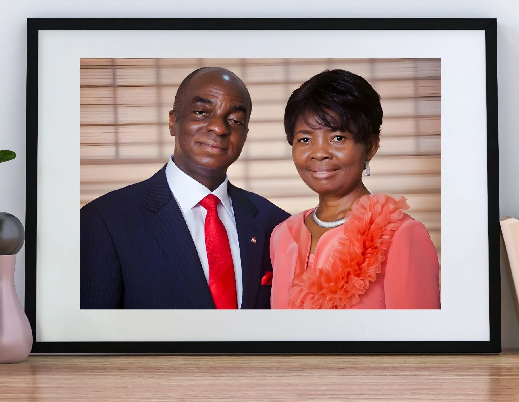 Papa & Mama Portrait Photo Frame