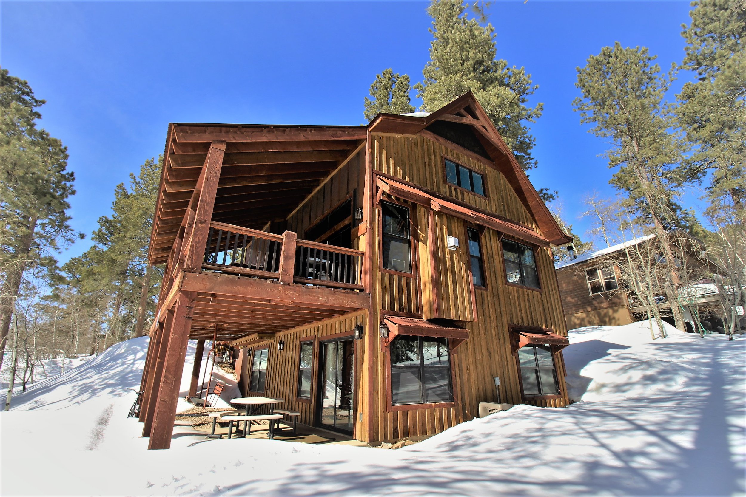 Terry Peak Cabins — HOSPITIUM Black Hills Vacation Rentals
