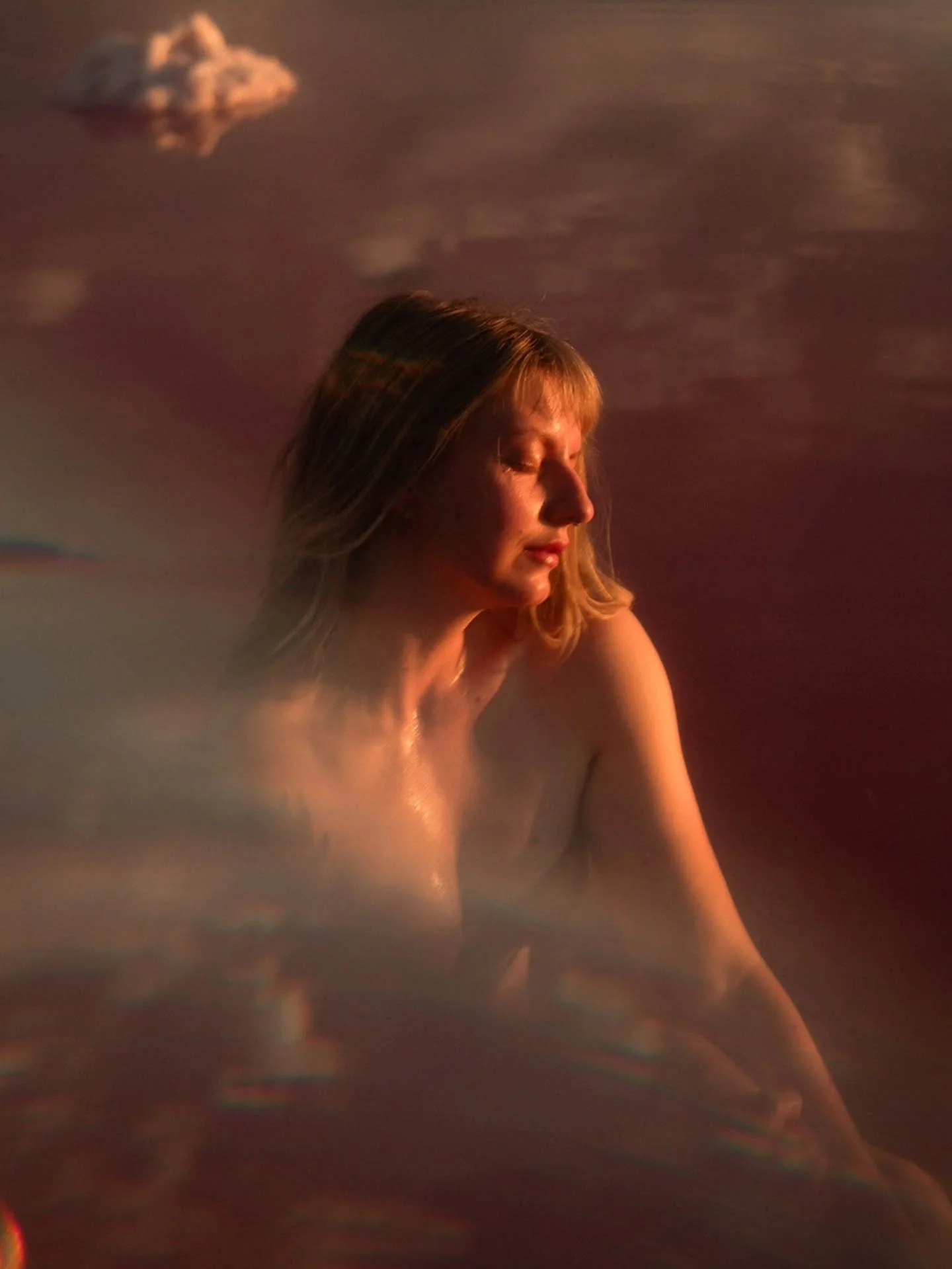 The time to book summer outdoor photoshoots is now!!!! Summers get busy and I don't want you to miss out! 
AND everybody who books a session for this summer (indoor or outdoor) will get their choice of special freebie! ☀️ Link in bio to book OR comme