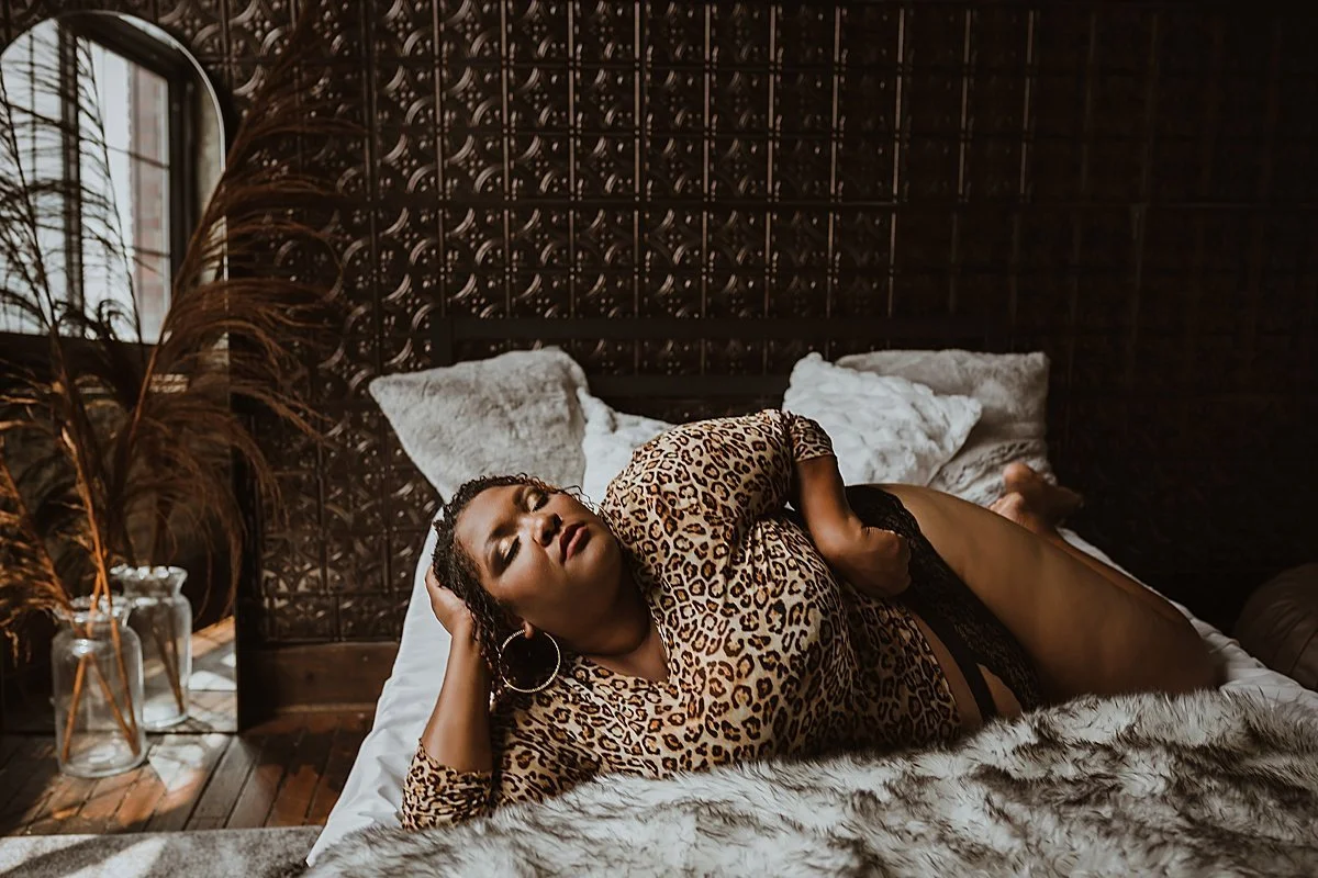 Crop Top Lingerie | Fort Wayne Boudoir Photographer