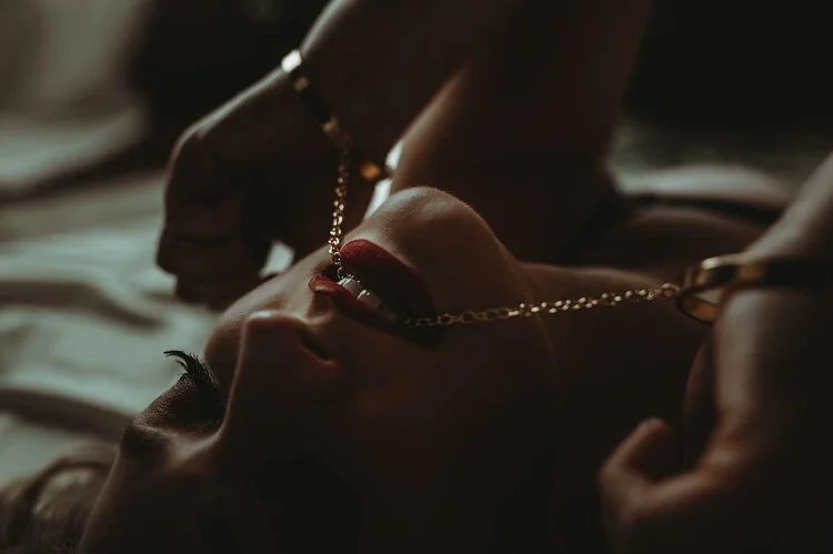 5 Outfit Options for Your Boudoir Shoot | Fort Wayne Boudoir Photography