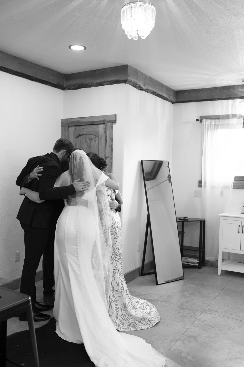 WeddinginCreedeColorado-2-16.jpg