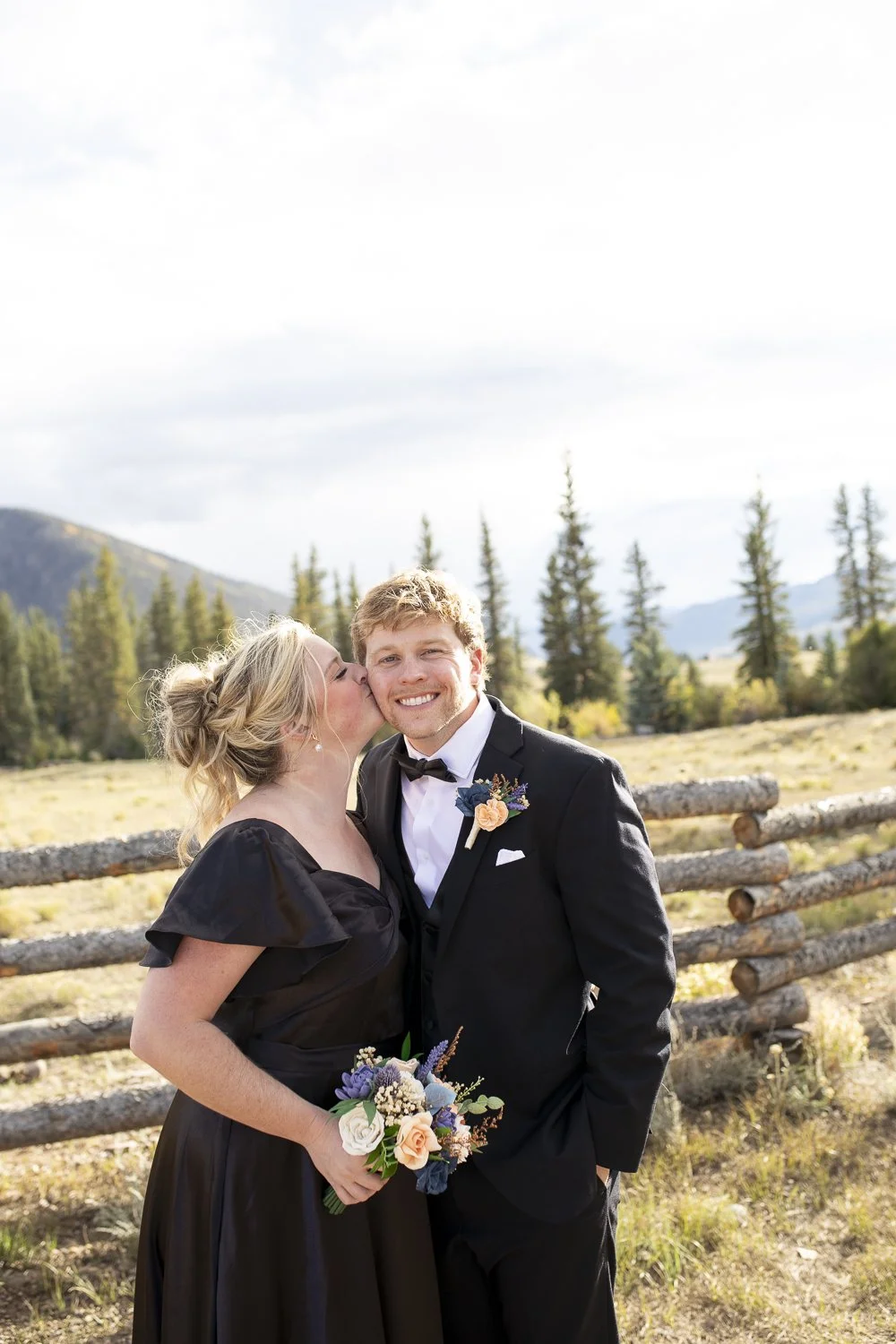 WeddinginCreedeColorado-0671.jpg