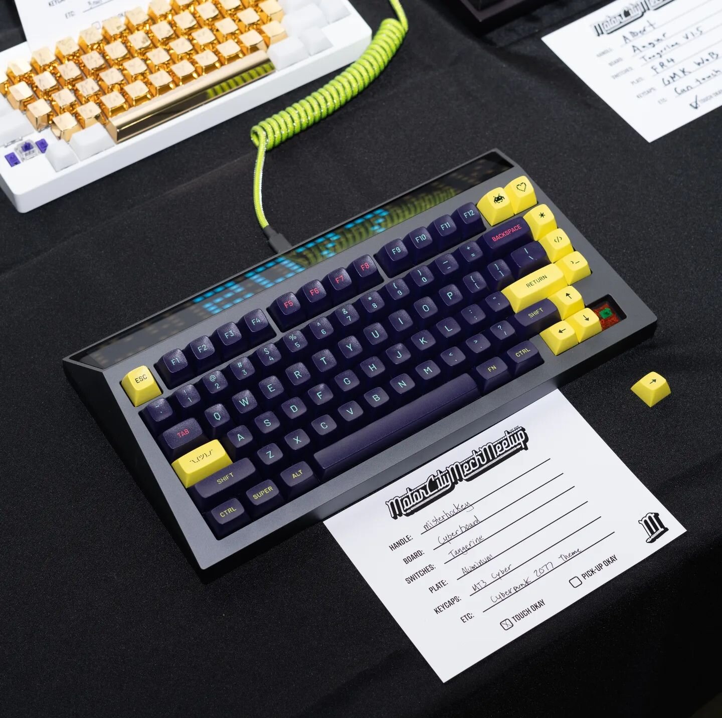 Yes, there was a cyberboard at the meetup 🤖

Today's board is courtesy of attendee "misterhockey". He really highlighted the cool thing about meetups, which is getting to see and test boards you may not normally get to use! 🧪

📸 Photo cr