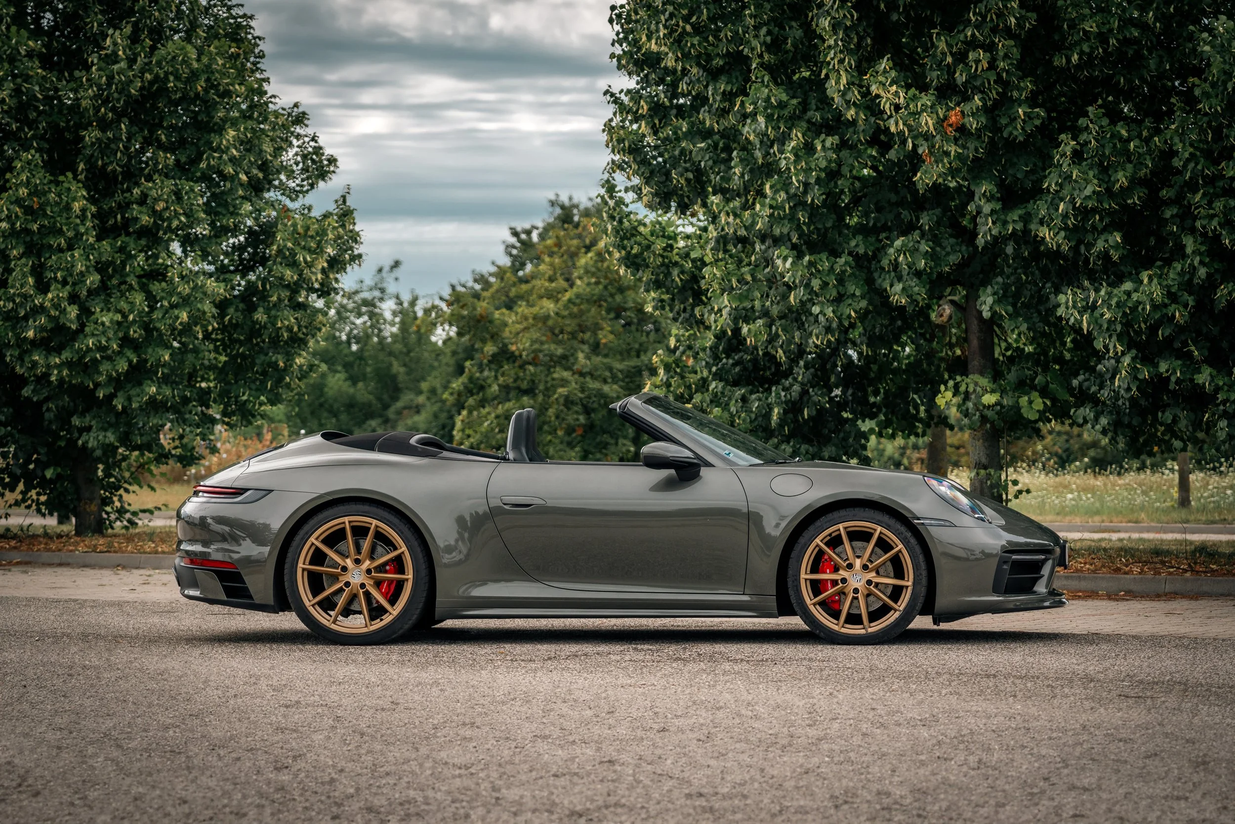 porsche_911_carrera_4s_(15).jpg