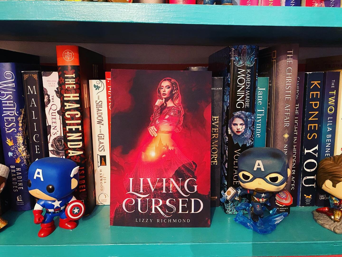 Look at how good my book looks on my shelf! I can&rsquo;t wait to add the second one! It warms my heart! School has me stressed so I am going back to some of my comfort reads!

#comfortreads #booksbooksbooks #bookstagram #fantasy #fantasybooks #indie