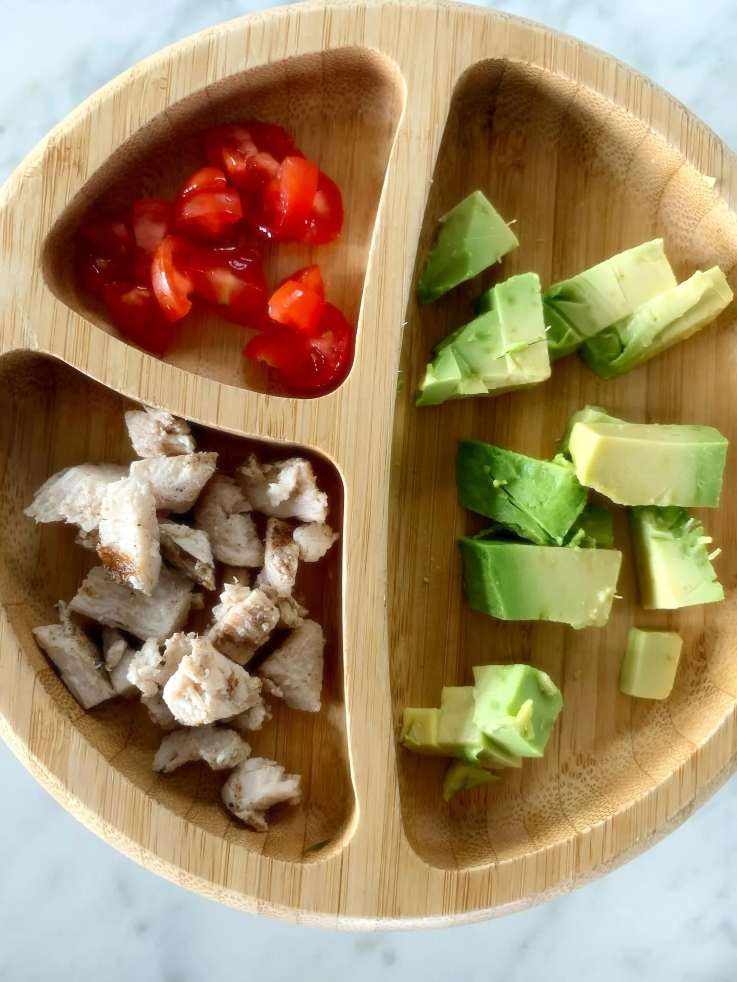 What you feed your babies, toddlers, kids matters! Their first 7 years sets the tone for their eating habits and palettes. So make it count!

Offer everything. Don&rsquo;t force anything. Make it fun. And most importantly - make it real food! 😍

#to