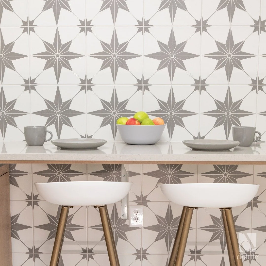 DalTile Memoir in Jewel Grey