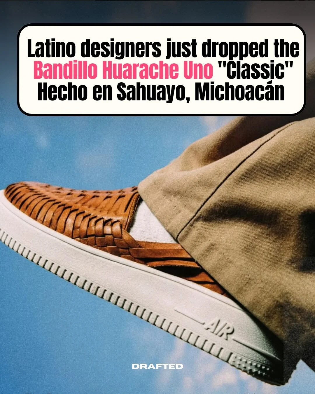 132 pairs. Each one hecho en Sahuayo, Michoac&aacute;n, individually crafted, never exactly the same. 

The Bandillo Huarache Uno &ldquo;Classic&rdquo; isn&rsquo;t just a shoe. It&rsquo;s a piece. 

banditotrucking.com

Video by @nonpossunt