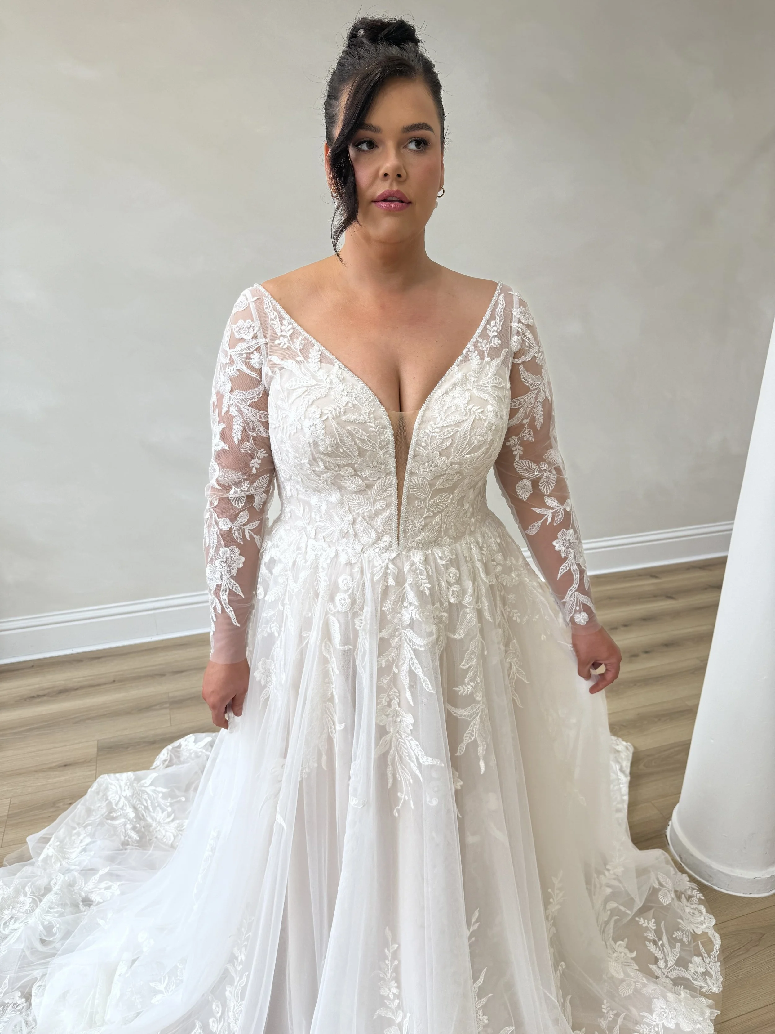 athena front close up.jpg