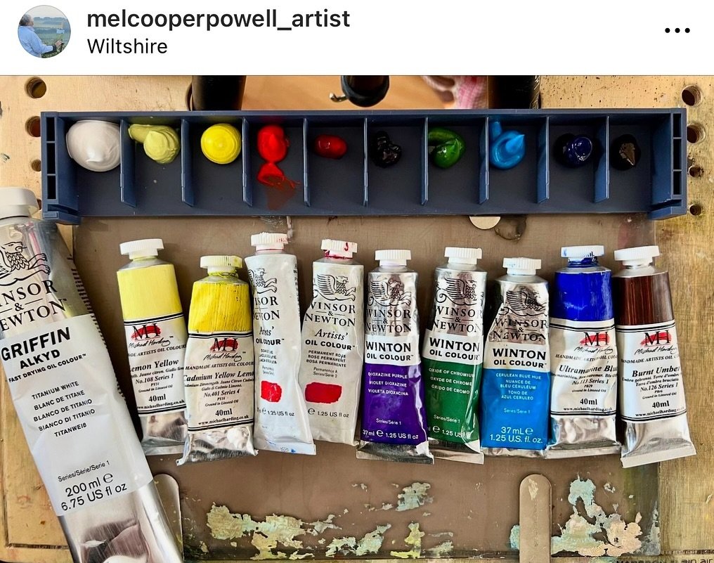 melcooperpowell_artist mentioned her post: &ldquo;I&rsquo;ve decided to swap-out my Palette Garage which has been awesome but is getting a bit bashed about now and starting to crack in places.
Instead, I&rsquo;m trying this sturdier &lsquo;Box N Pain