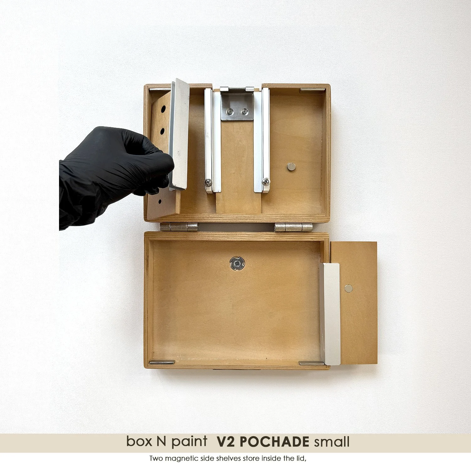 product+page+boxnpaint+pochade+SMALL_NEW shelves open.jpg