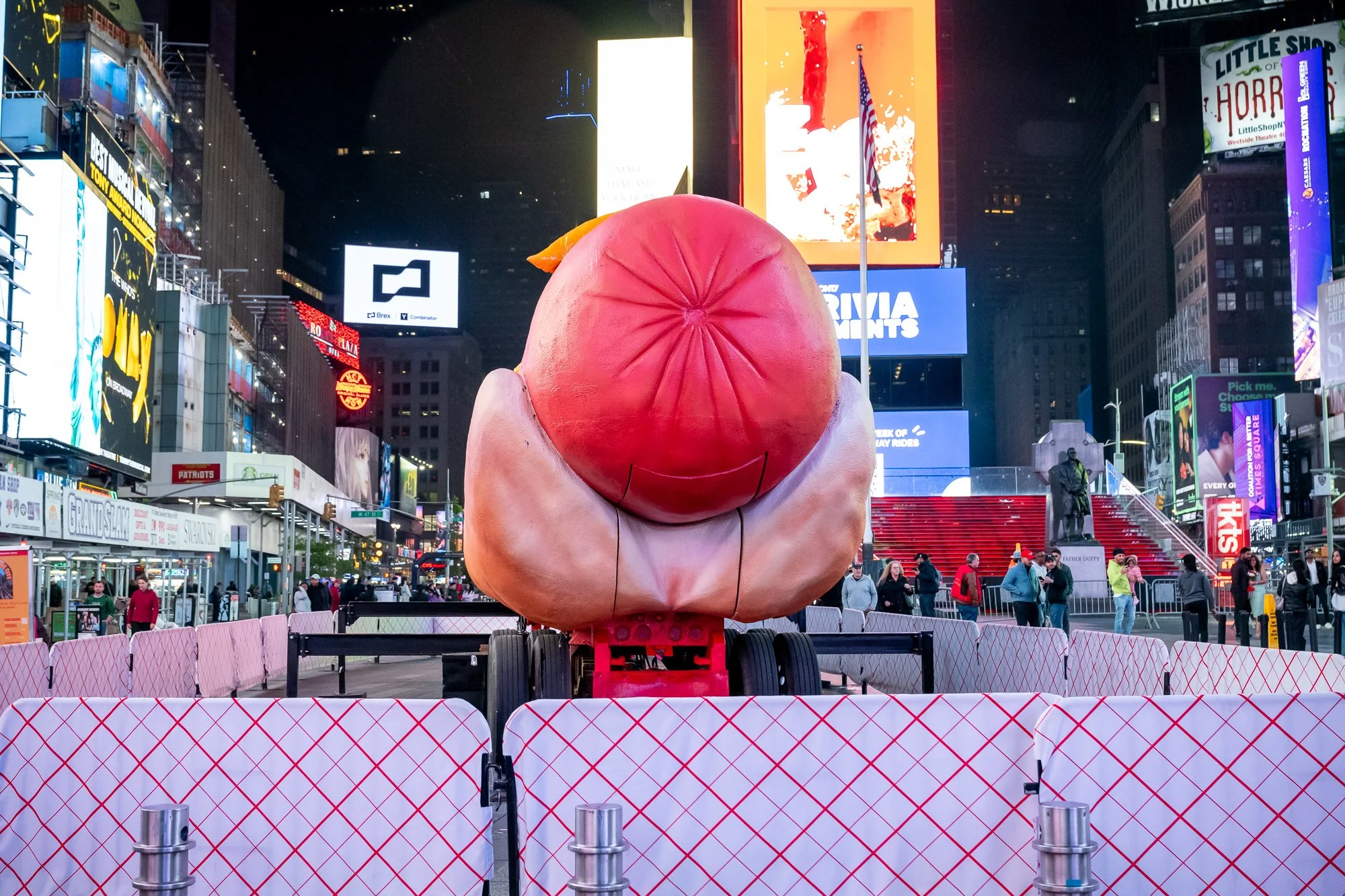 "Hot Dog in the City" early morning on Saturday, May 11, 2024.