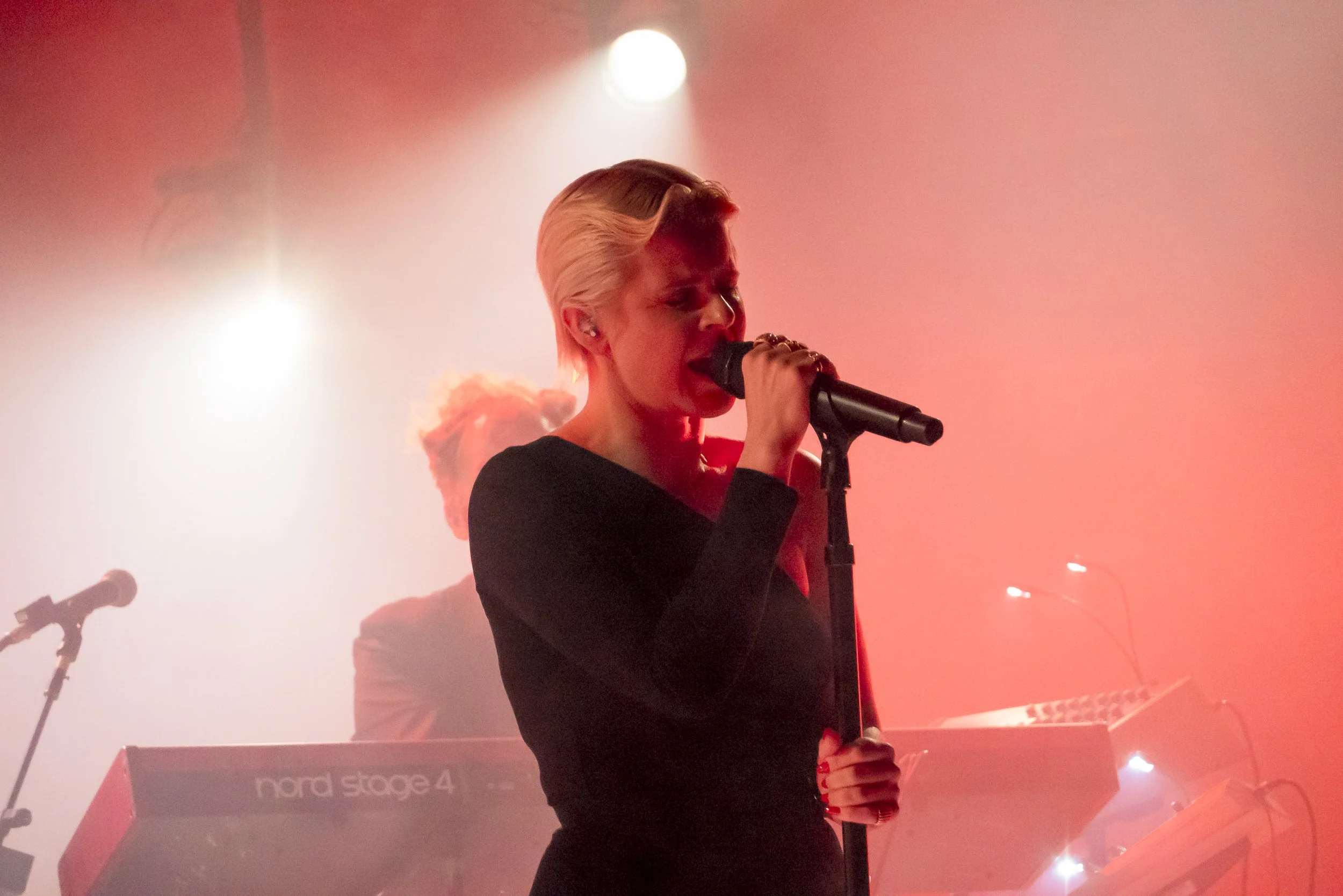 Robyn at Brooklyn Paramount