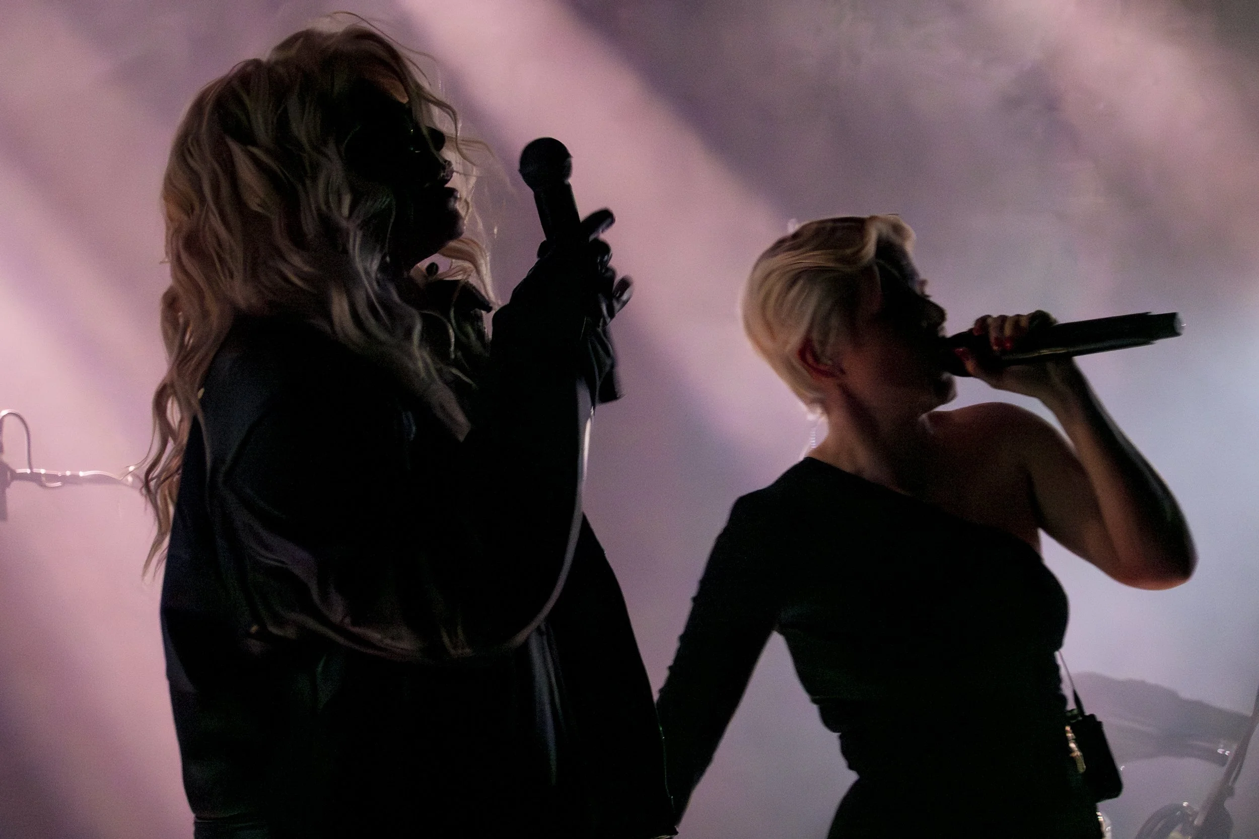 Maluca with Robyn at Brooklyn Paramount