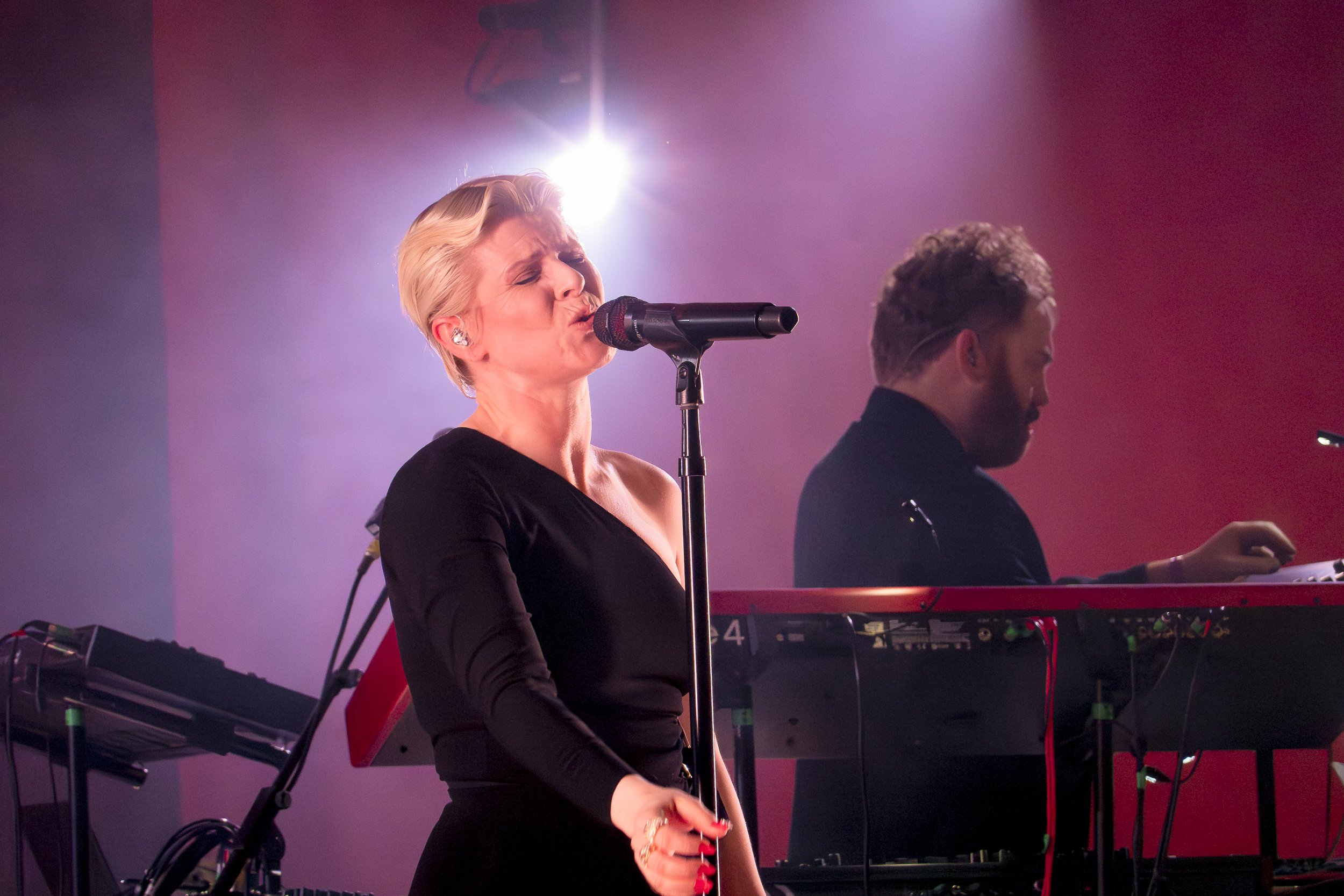 Robyn at Brooklyn Paramount