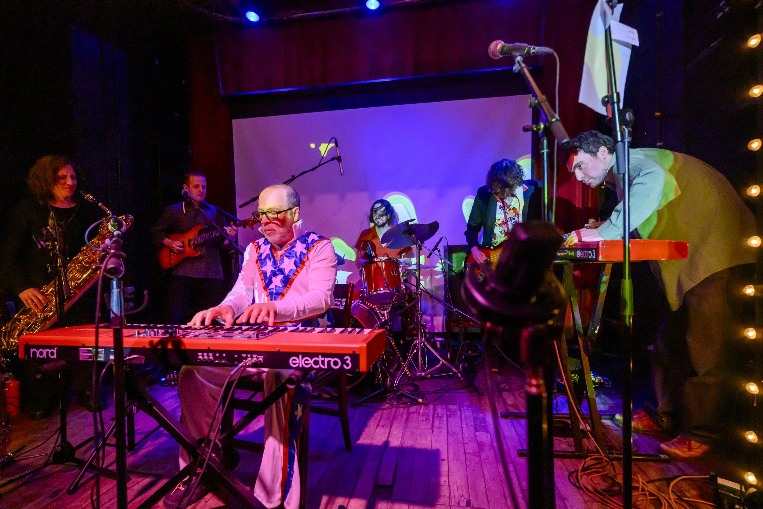 Jon Benjamin &amp; The Jazz Daredevil Band at Union Pool