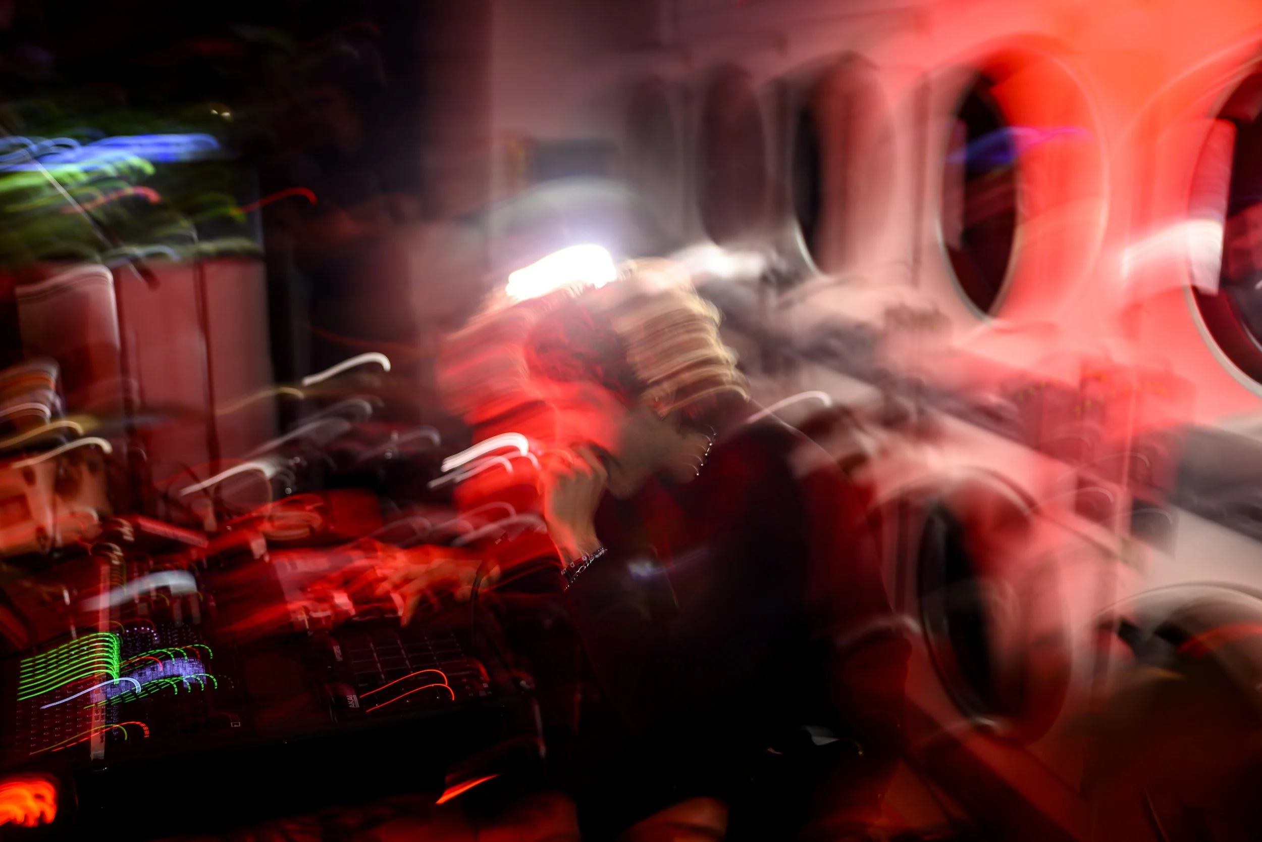 Lip Critic at Yong Xin Tan Laundromat