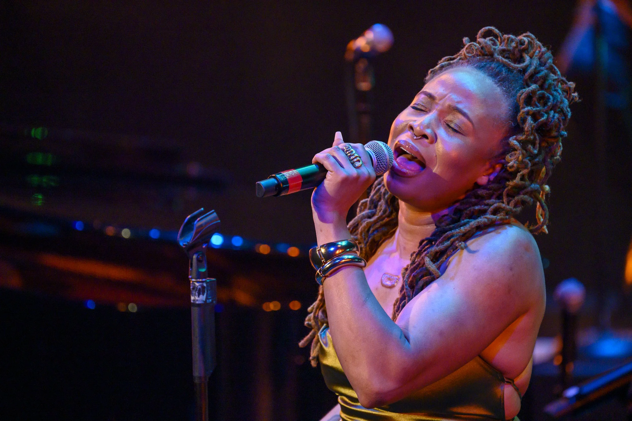 Miss Olithea during Stevie: A Life in the Key of Songs