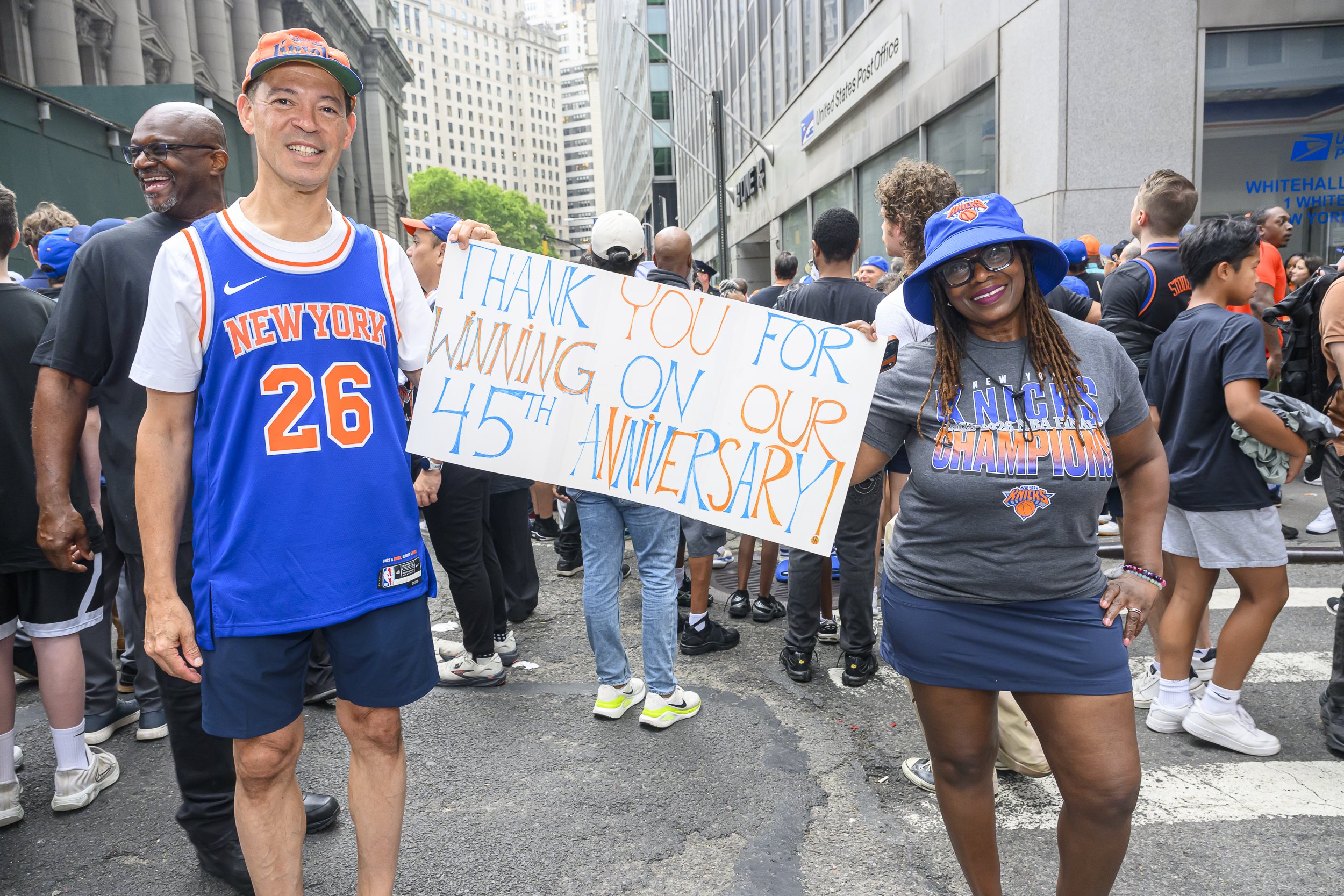 New-York-Knicks-championship-parade-by-Edwina-Hay-1343.jpg