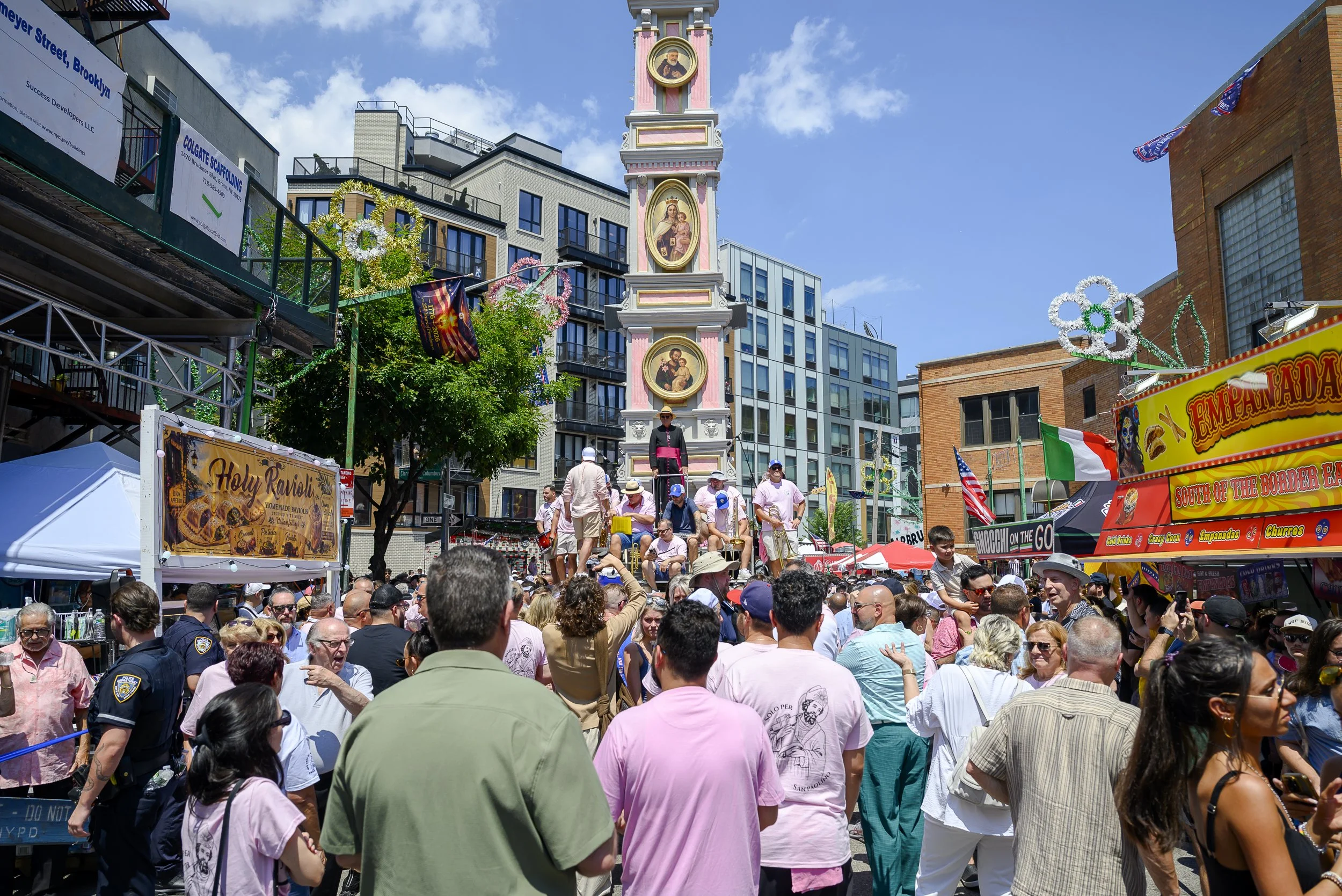 Giglio-Sunday-07-12-26-by-Edwina-Hay-1759.jpg