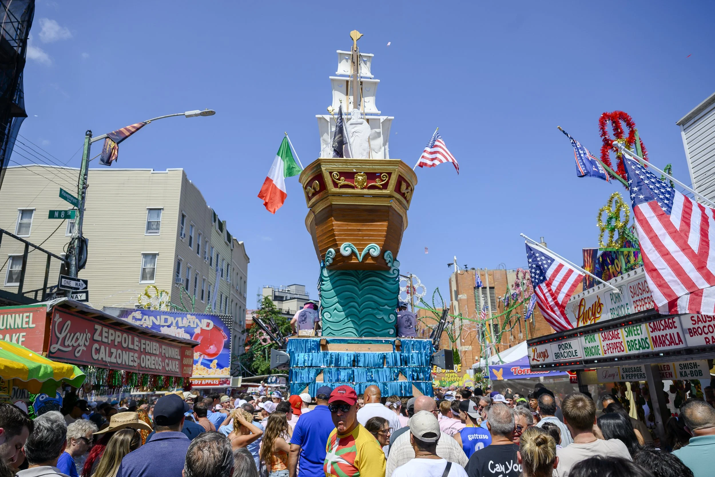 Giglio-Sunday-07-12-26-by-Edwina-Hay-1873.jpg