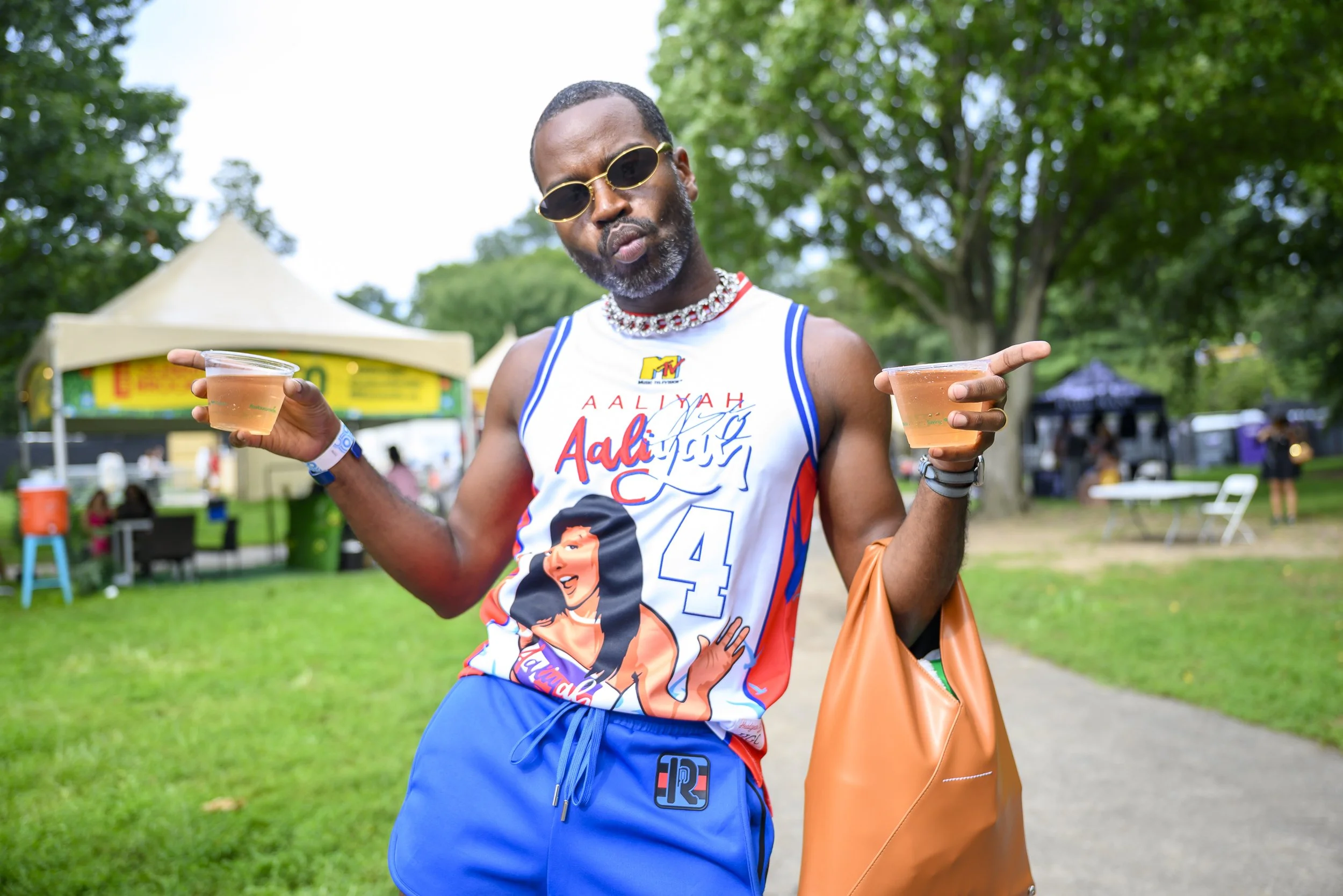 An Aaliyah fan wore a vintage jersey during BRIC Celebrates Aaliyah: One in a Million