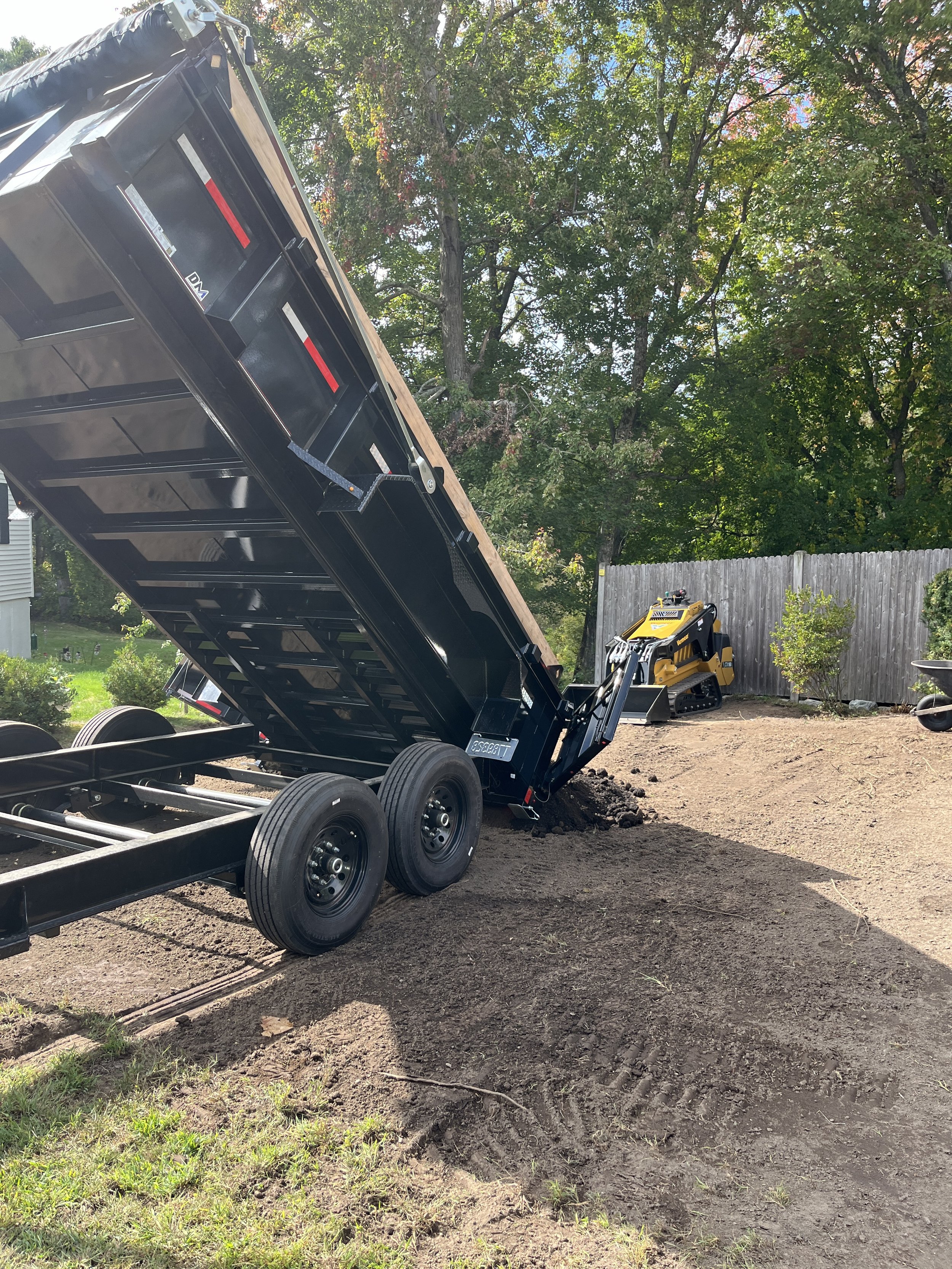 Dump trailer.JPG
