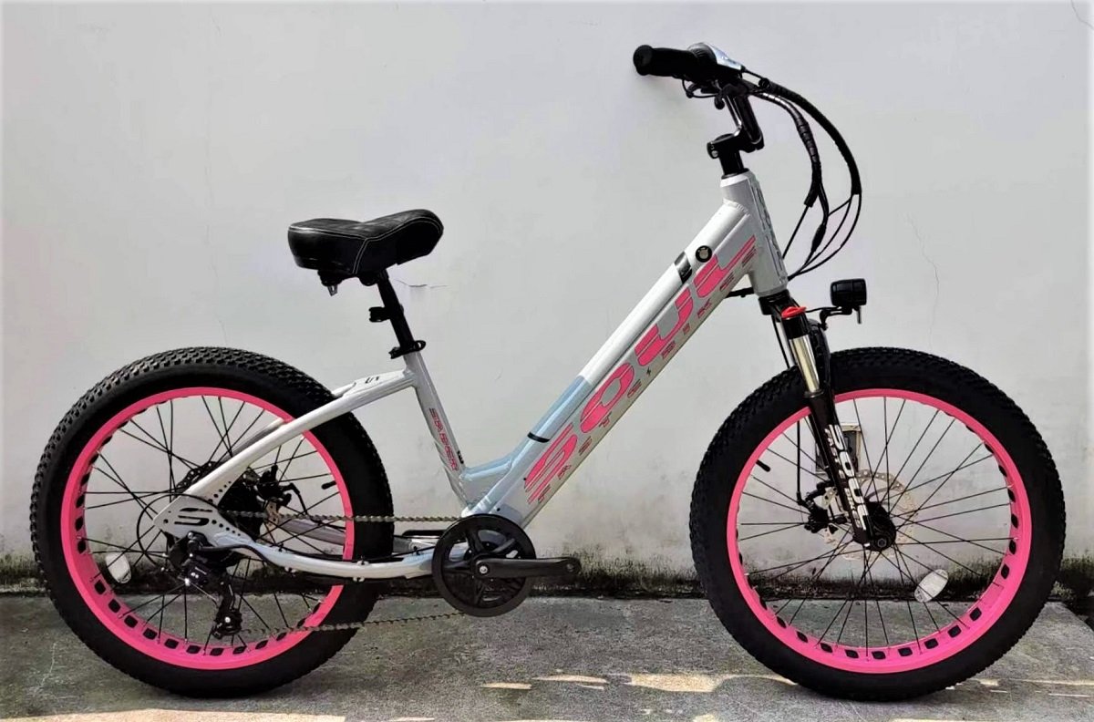 SOUL-LOW-GREY.PINK_.jpg