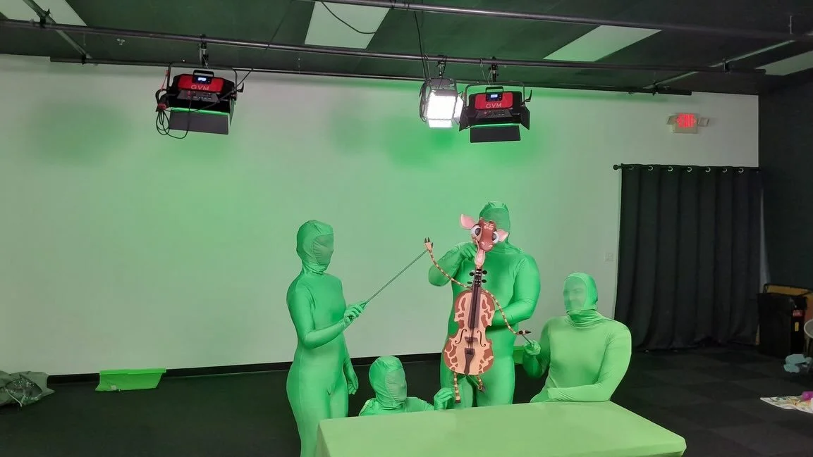 Last week, Kristofer, Amanda, Dave Privett, and JJ Graves (Douglas Talks) traveled to Texas to help the Brainy Pixel team with the TAGLife Curriculum Puppet Shoot! 🎥

Enjoy these photos from the week! 🤠

@dmpcreative 
@douglas_talks 
@brainypixelst