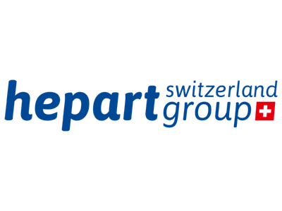 Logo der Hepar Group Schweiz, blauer Text auf weißem Hintergrund mit einem roten Kreuz.