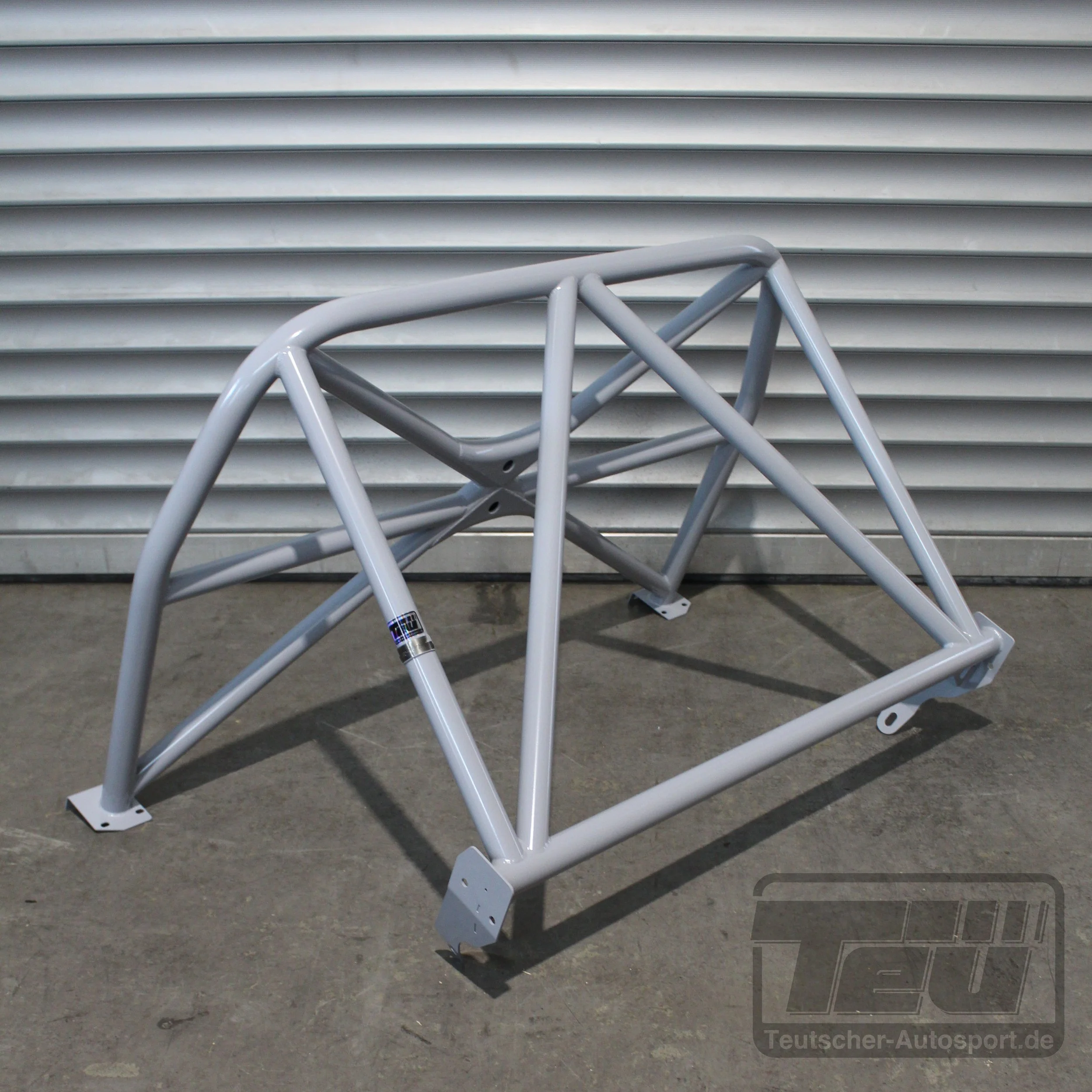 E82-halfcage-1077-R34.JPG