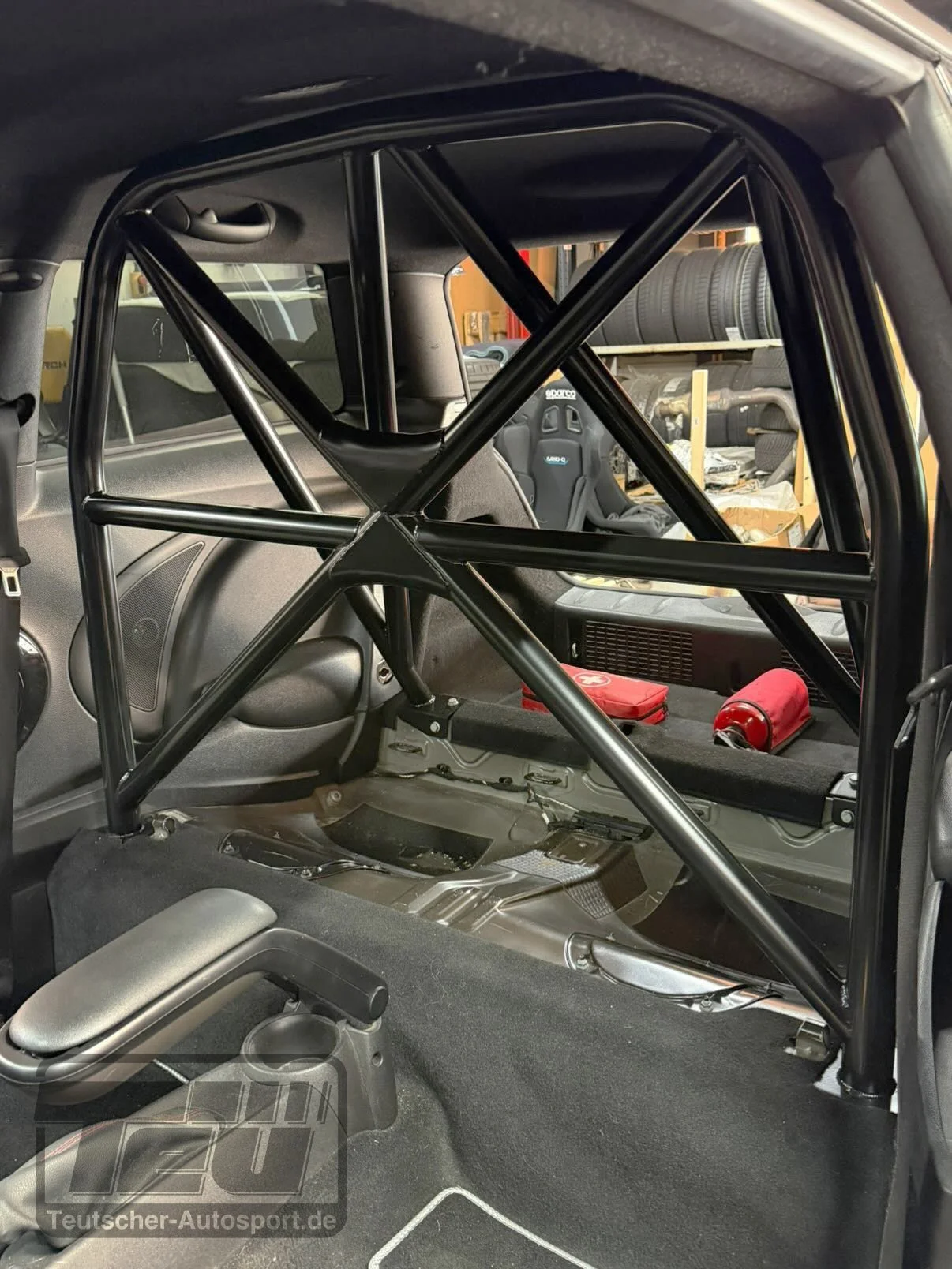 R56-halfcage-1294-montiert-Teutscher.JPG