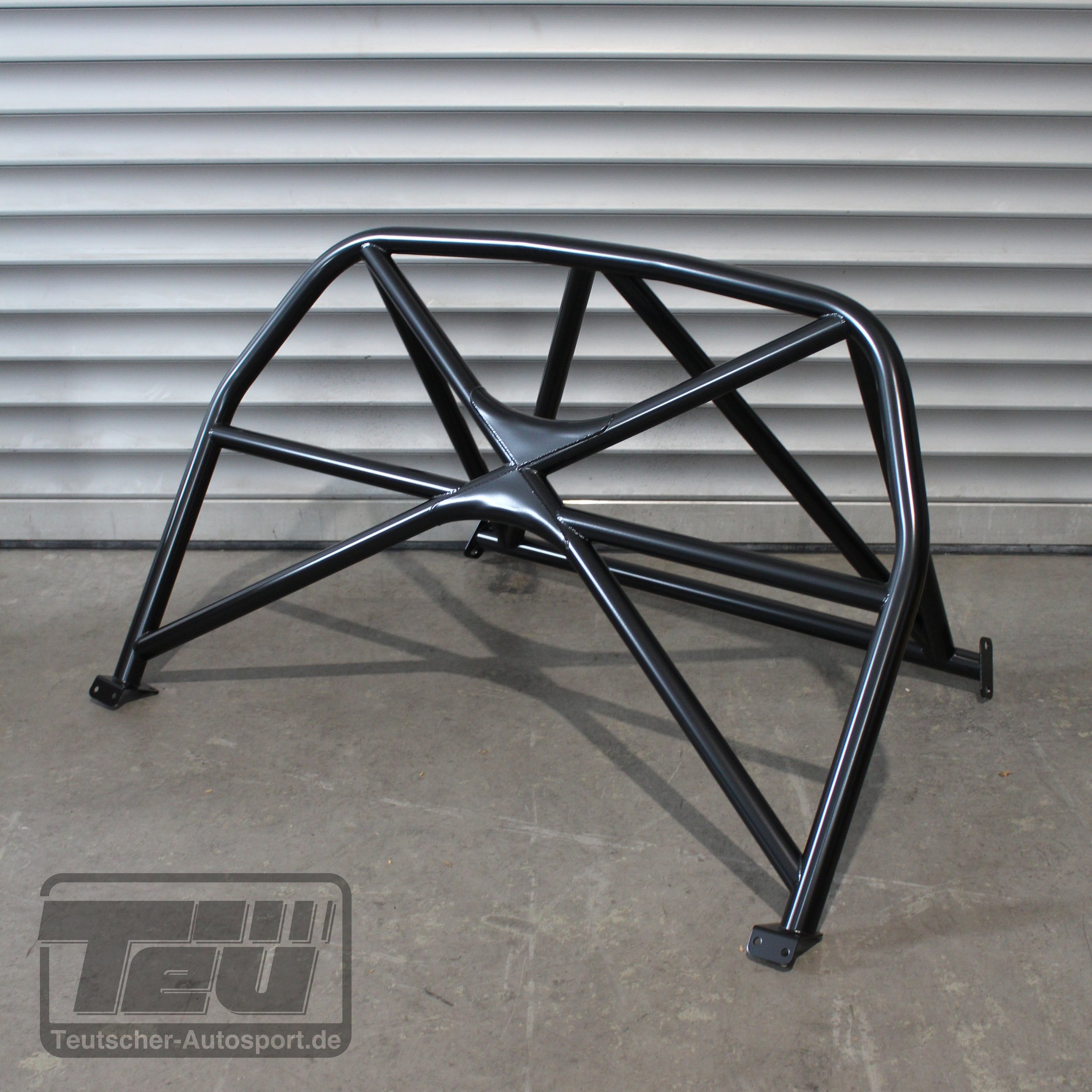 1281-G87-front34-Teutscher-Autosport.JPG
