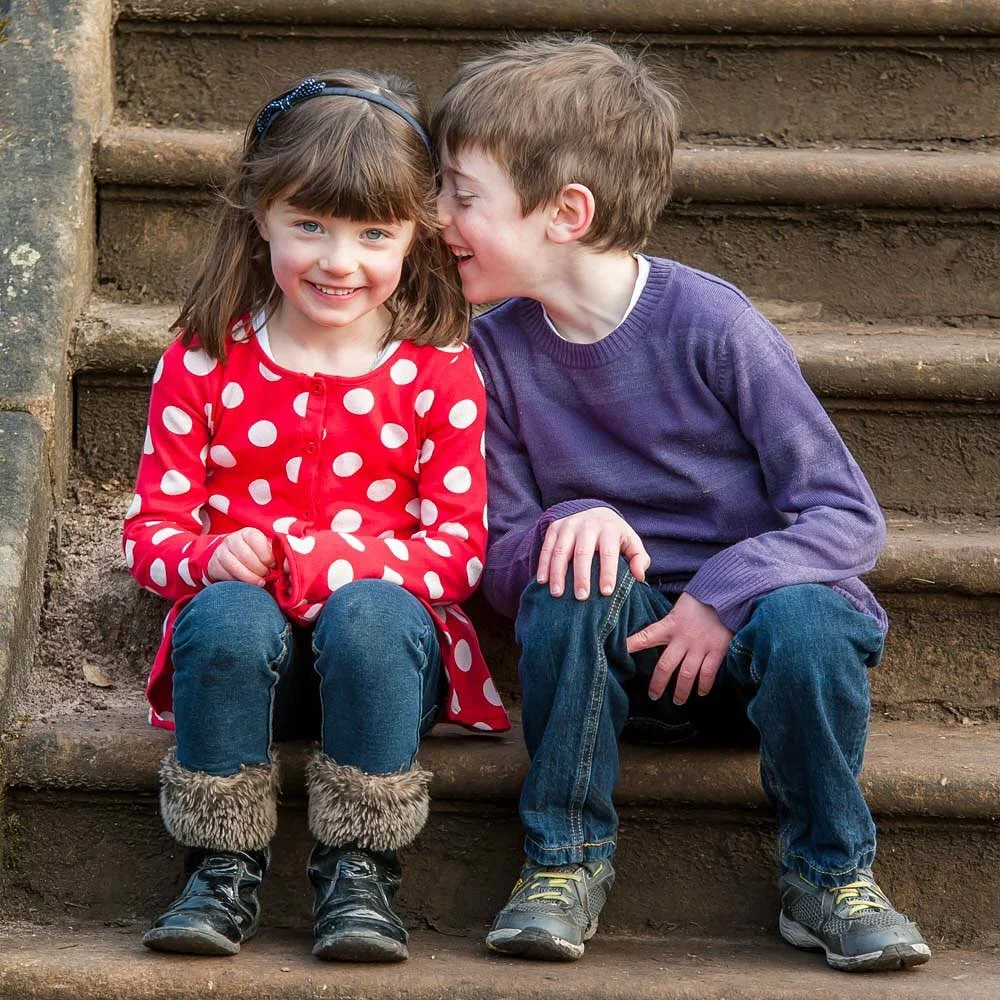 I specialise in capturing natural, storytelling photographs&mdash;whether it&rsquo;s a wedding, family session, or portraits. Based in Loch Lomond, I work across Scotland&rsquo;s dramatic landscapes, from the Trossachs to the Highlands, creating auth