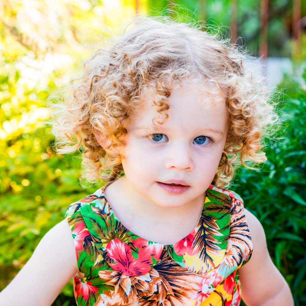 No two family photography sessions are the same. For each, I help whoever I am photographing to feel relaxed and find great light and backdrops. Take a look through some past sessions, and if you are interested in getting a photoshoot, please get in 