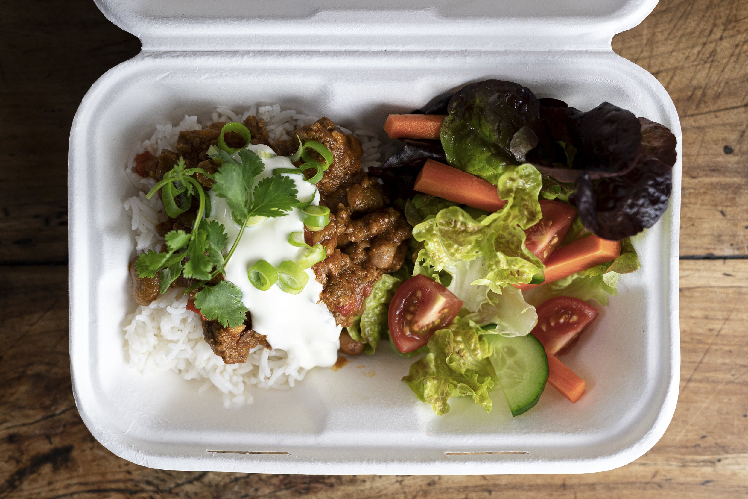 Chile with salad in picnic box.jpg