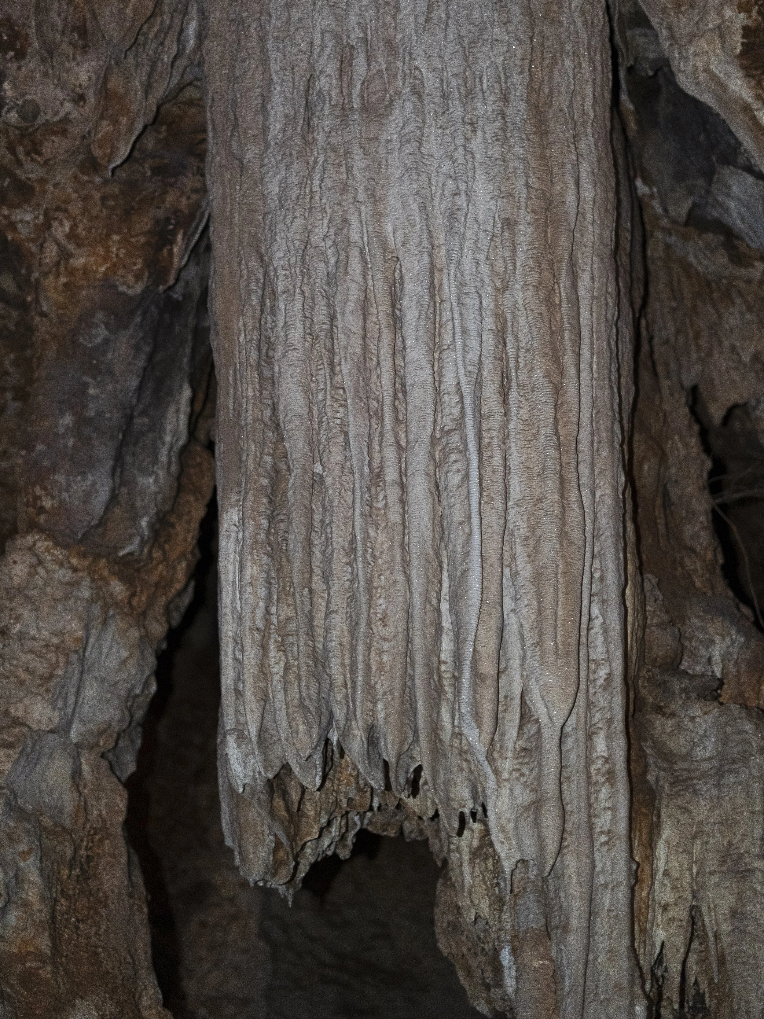 Mimbi Caves stalectite