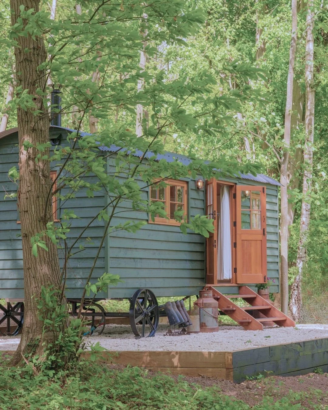 Exploring the charm and appeal of living in a shepherd hut