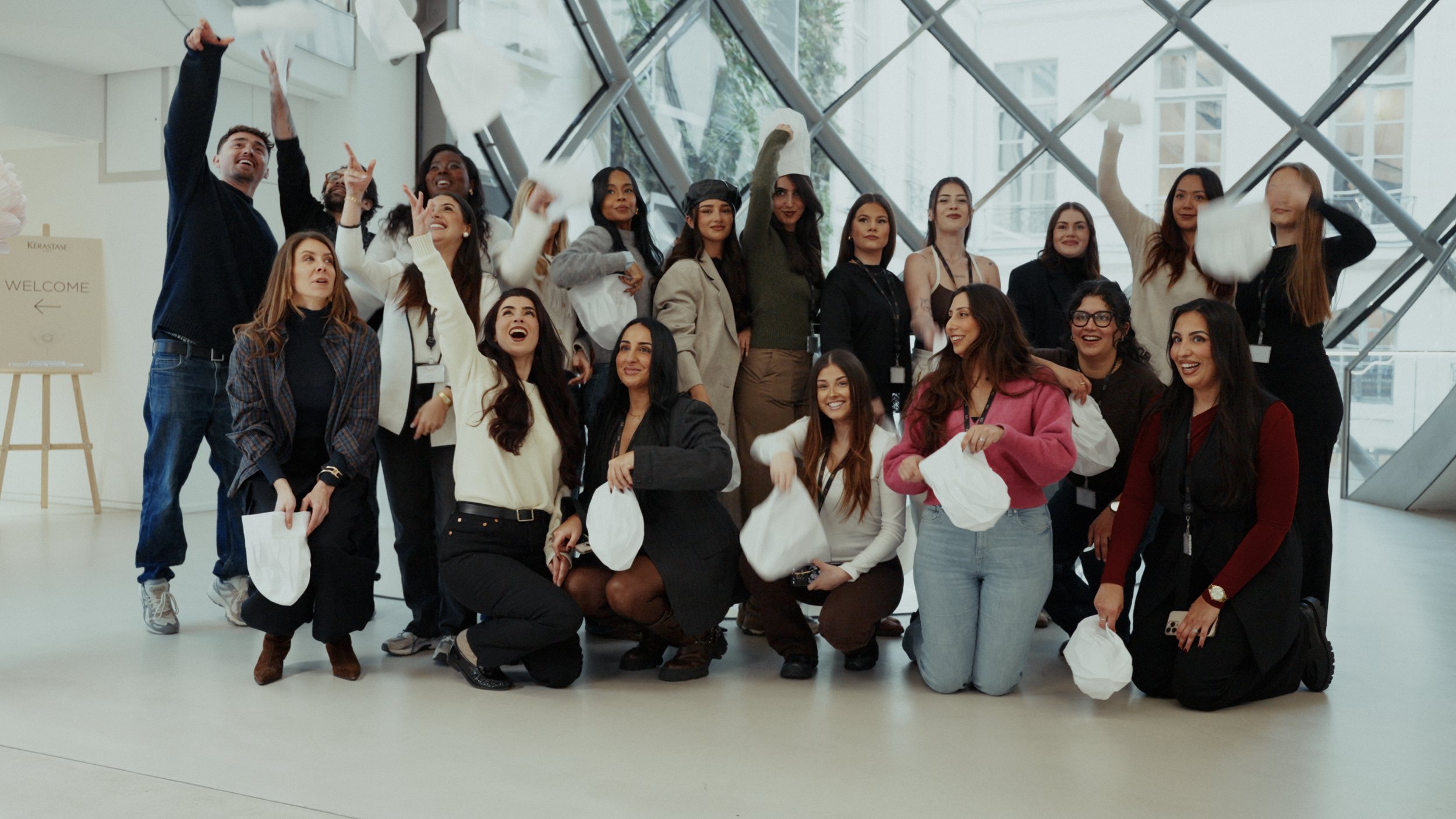 KERASTASE - MASTERCLASS GLOSS ABSOLU FRIZZ