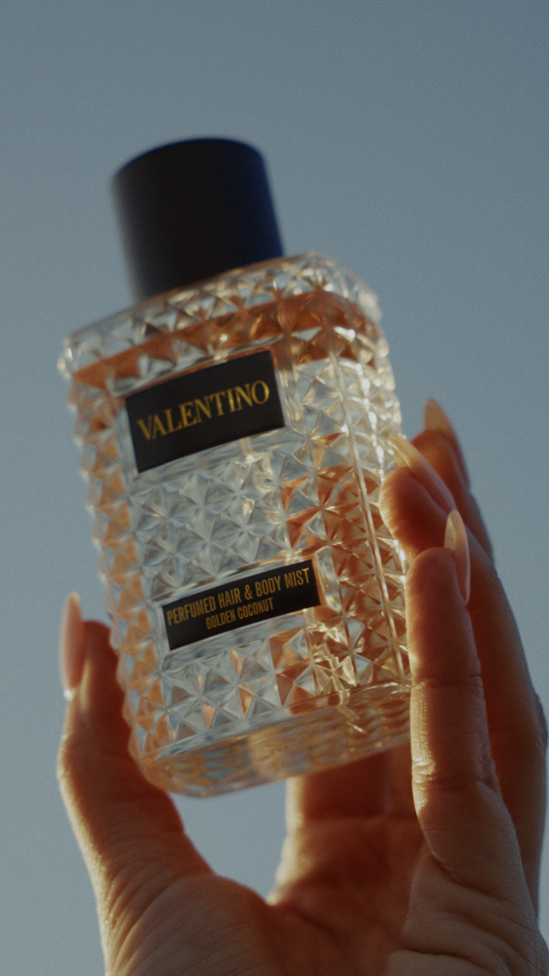VALENTINO BEAUTY x MAEVA DE MOURA
