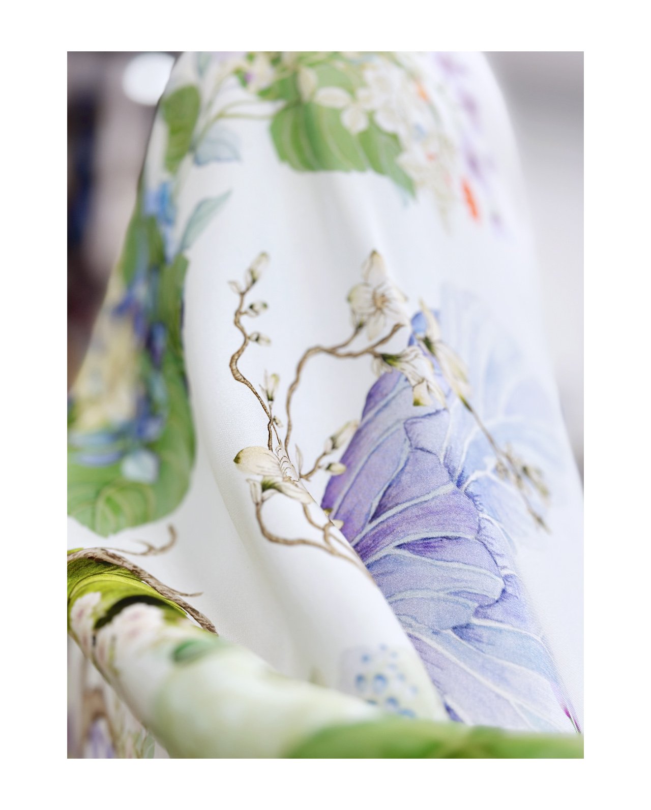 white kaftan 8.jpg