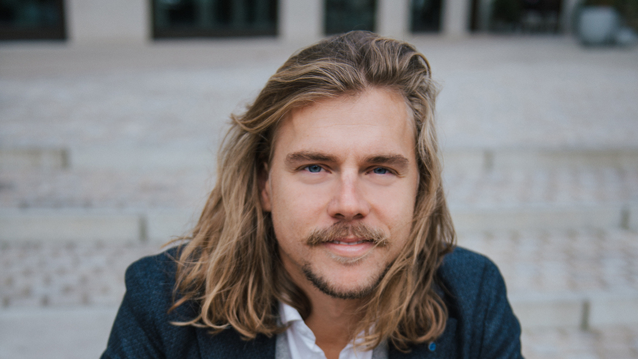 services-1-matthias-schmitt