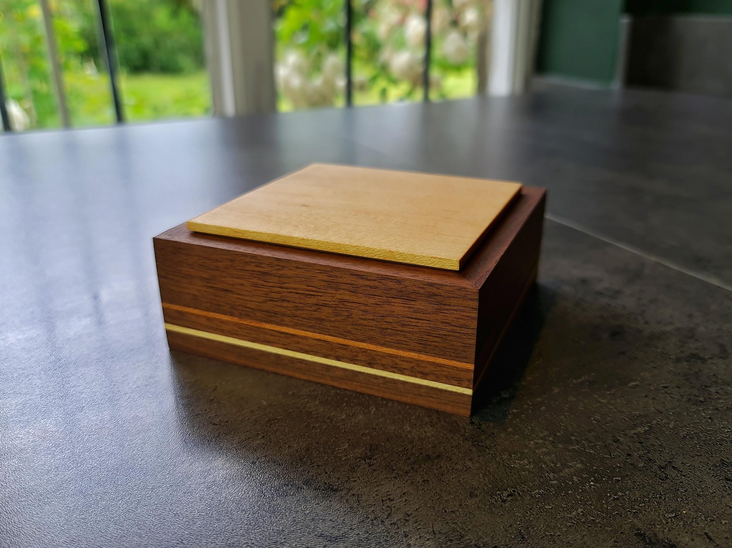 https://i.etsystatic.com/35987053/r/il/6d0cb6/6341215362/il_fullxfull.6341215362_sjc0.jpg