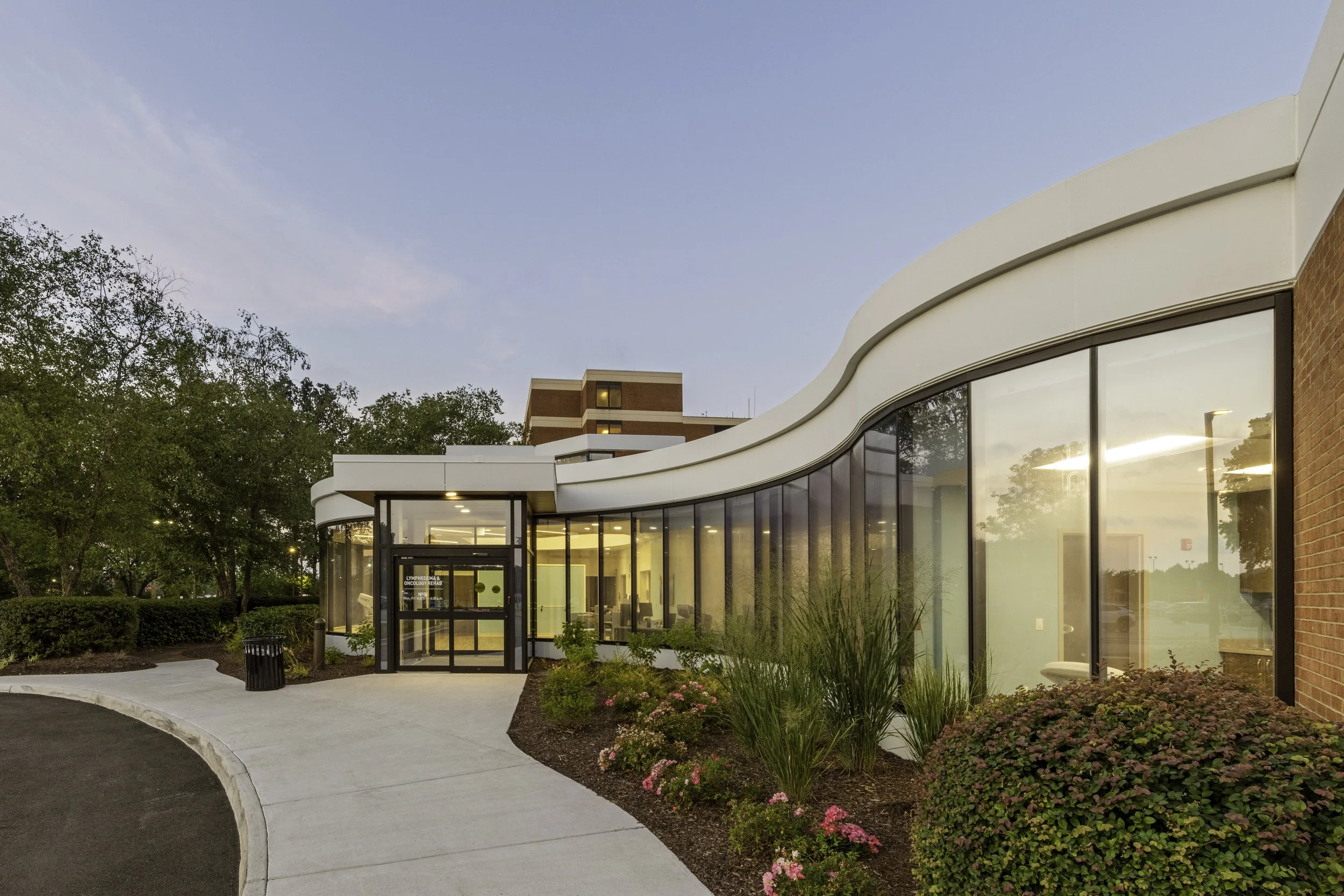 PF&amp;A Design: Full-Service Architecture for High-Performance Healthcare and Commercial Environments