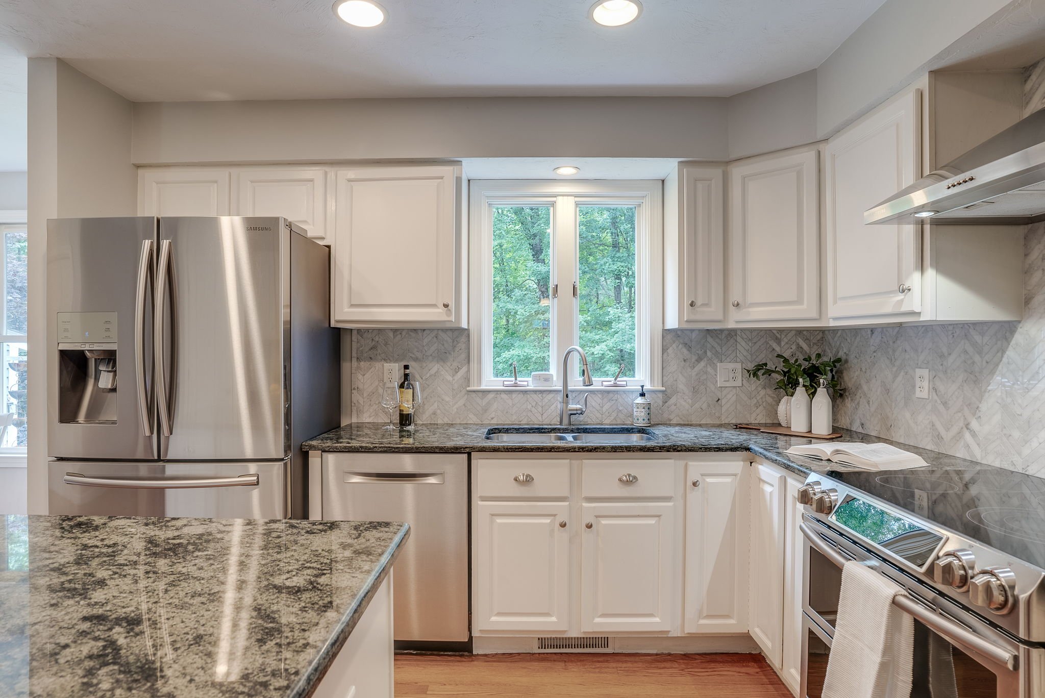 23-web-or-mls-115MeadowLaneBoxboroughMA-22.jpg