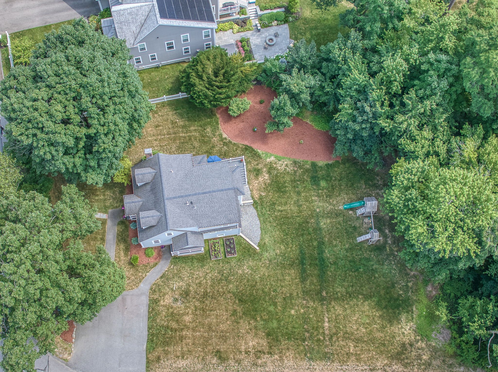 2-web-or-mls-411DavisRoadBedfordMA-08.jpg