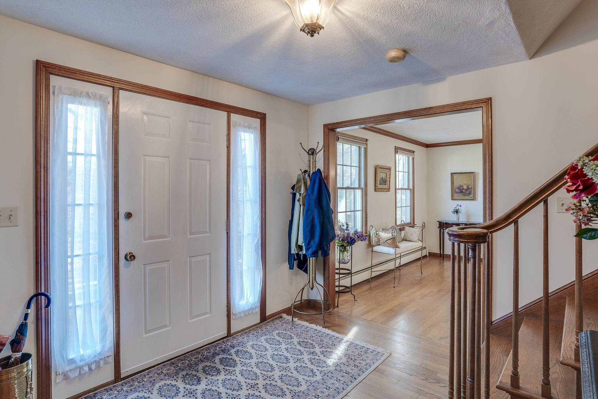 10-web-or-mls-27GlenridgeDriveBedfordMA-10.jpg